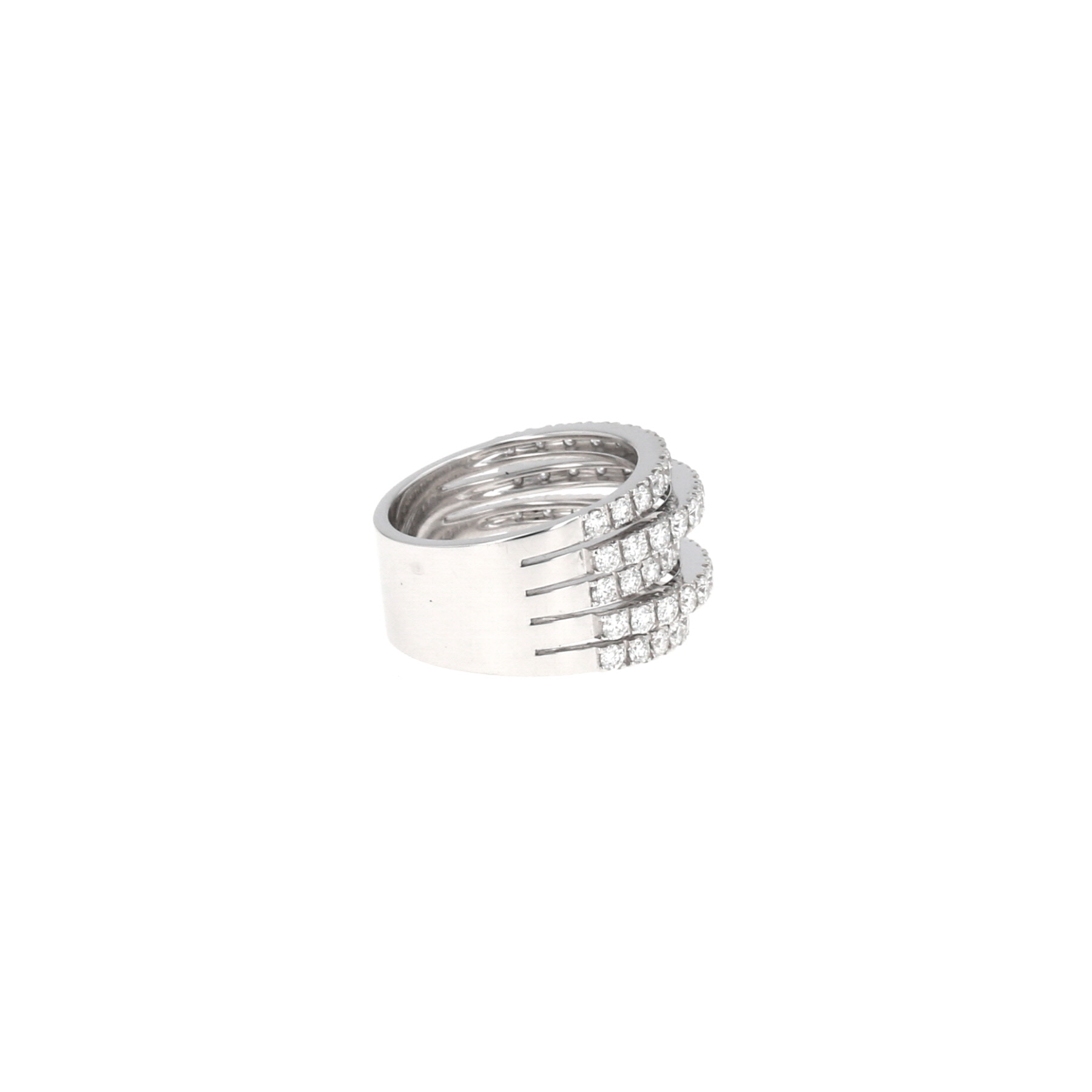 De Beers DB Classic ring in white gold and diamonds