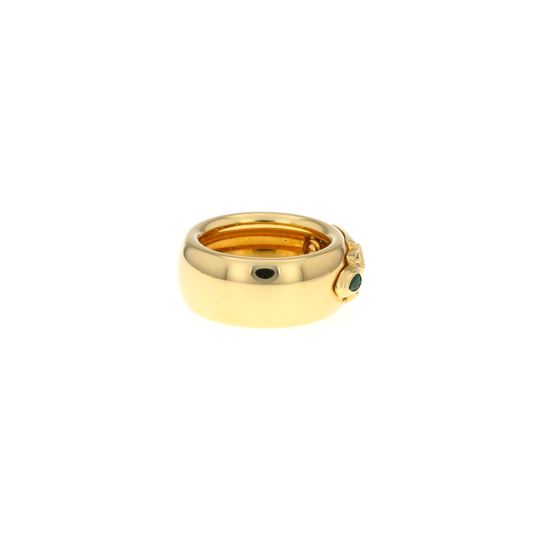 Cartier Byzantine ring in yellow gold, diamonds and emerald