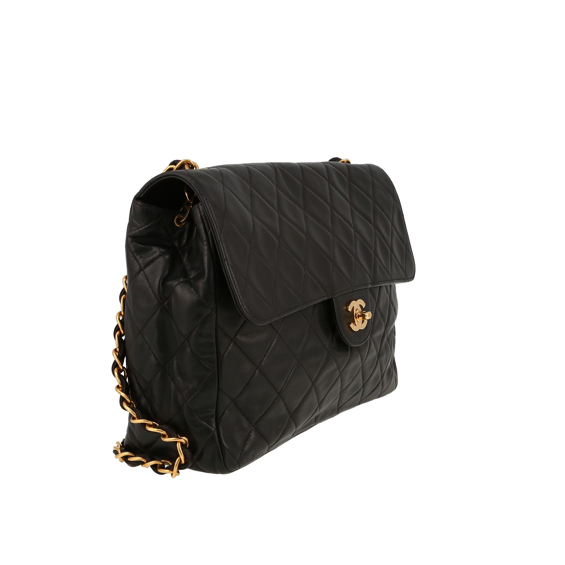 Chanel  Timeless Jumbo handbag  in black quilted leather
