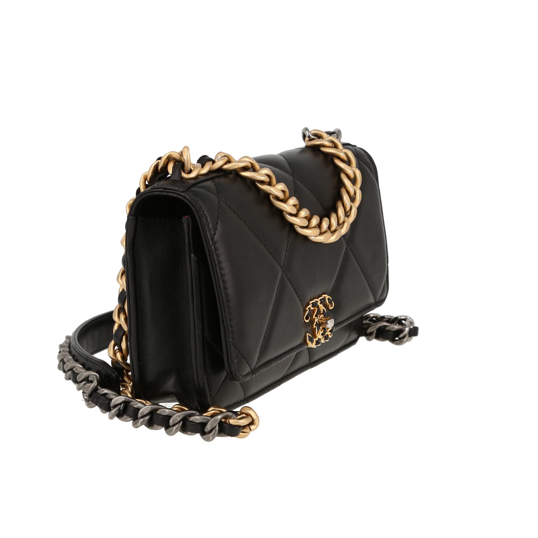 Sac bandoulière Chanel  Wallet on Chain 19 en cuir matelassé noir