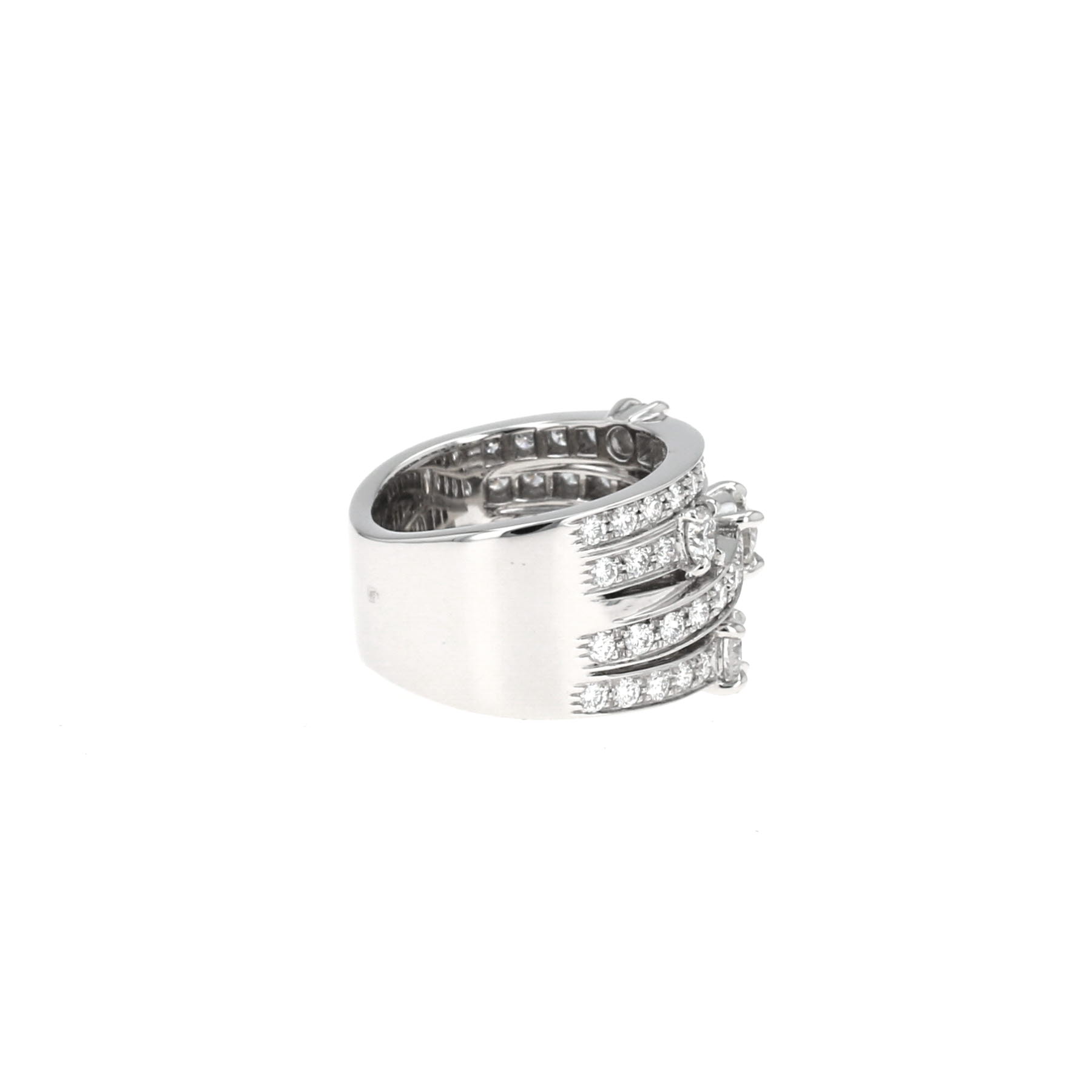 Anello Harry Winston Crossover modello grande in platino e diamanti