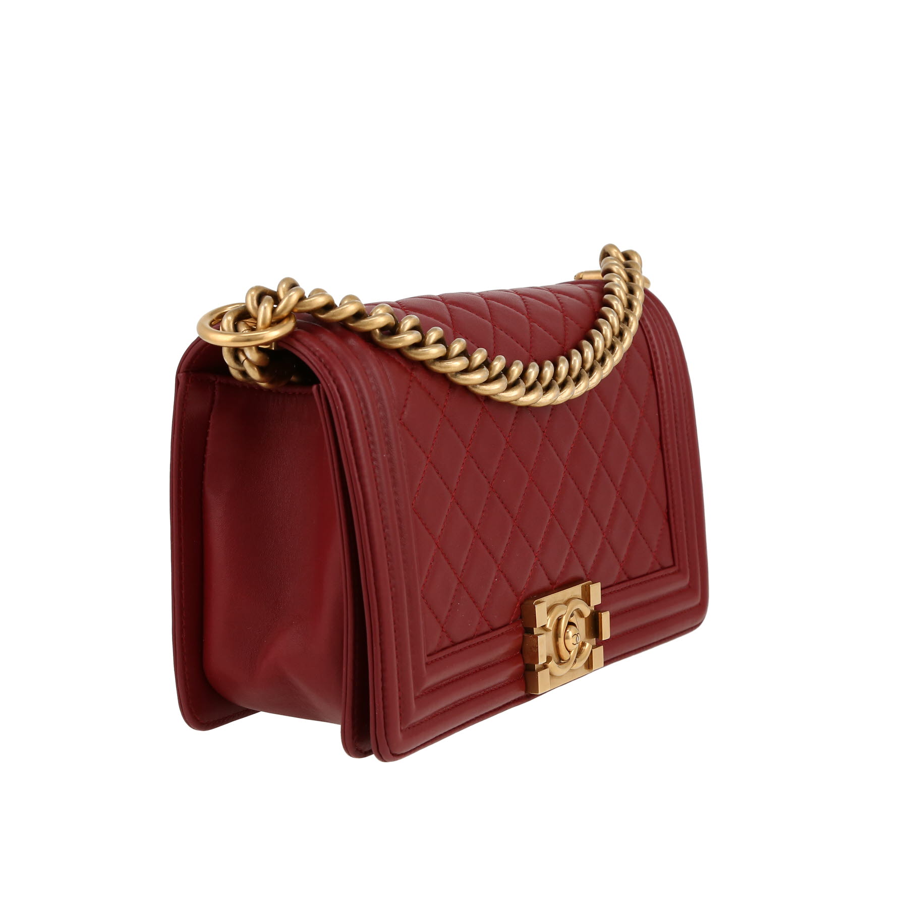 Chanel  Boy shoulder bag  in burgundy quilted leather