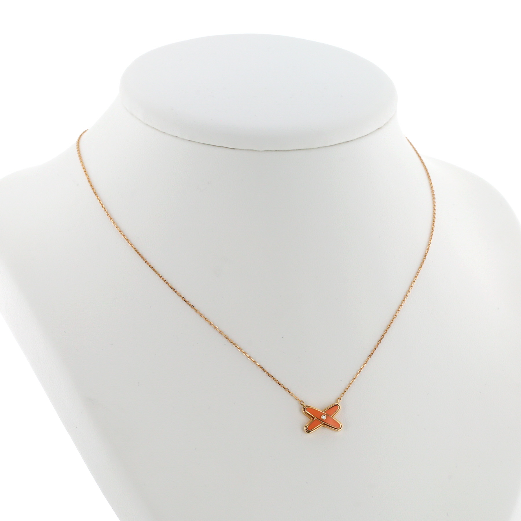 Collier Chaumet Jeux de Liens en or rose, laque orange et diamant