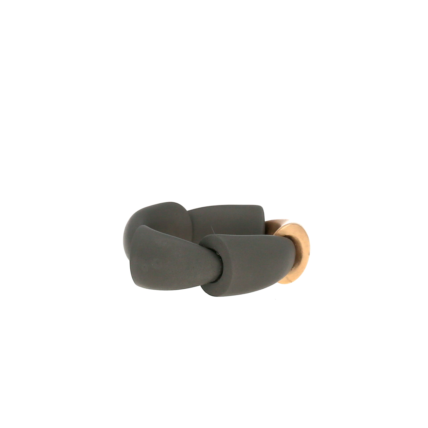 Vhernier Calla ring in pink gold and titanium