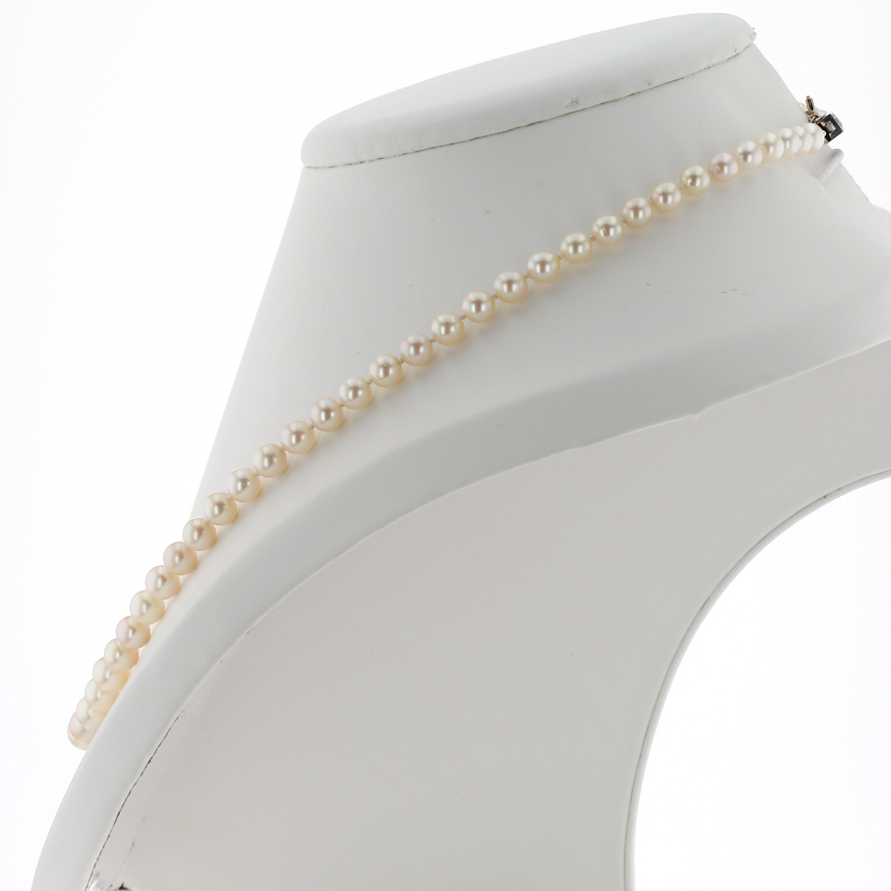 Necklace In Pearls, And Diamonds