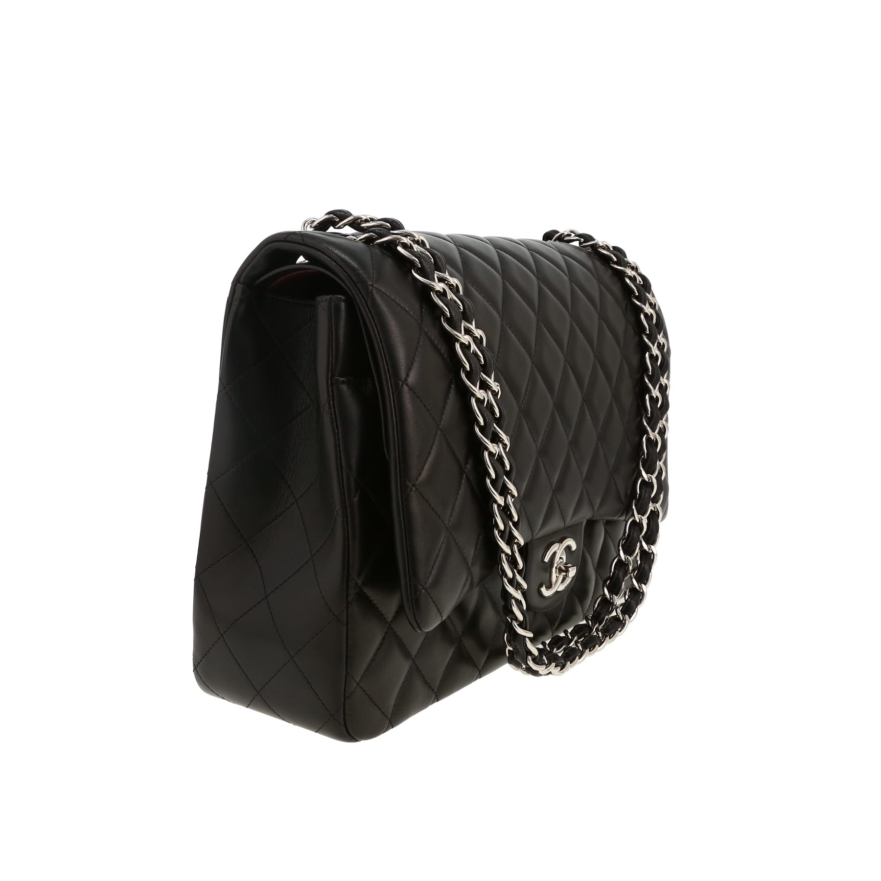 Chanel  Timeless Maxi Jumbo handbag  in black quilted leather