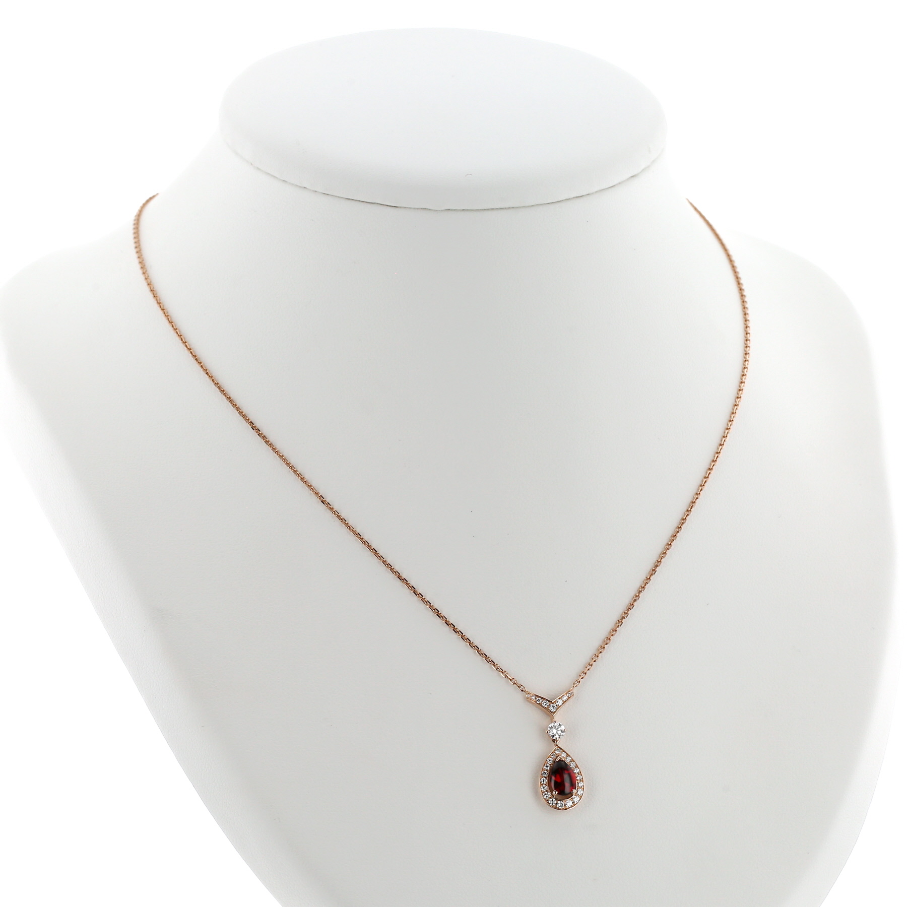 Chaumet Joséphine Aigrette necklace in pink gold, garnet and diamonds