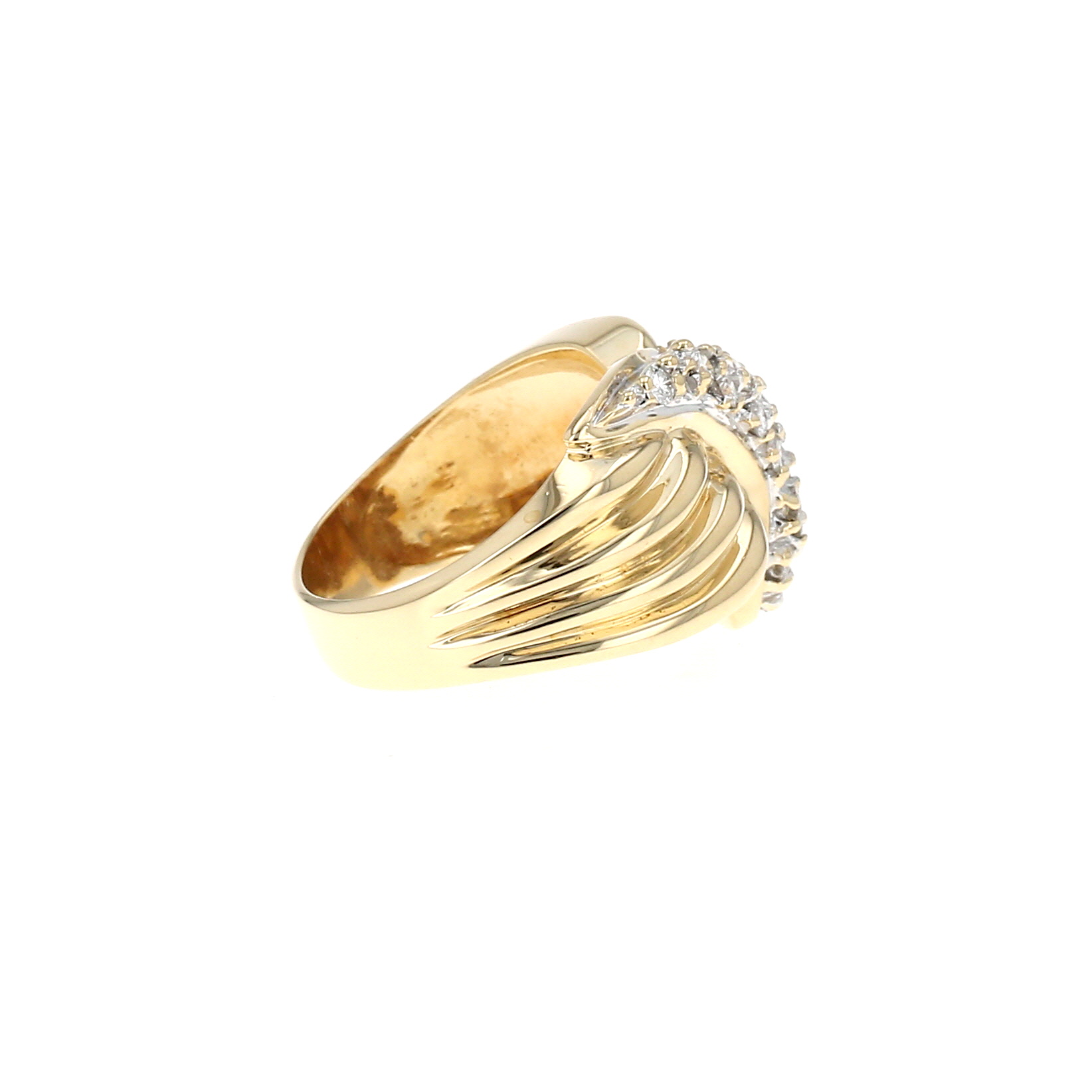 Anello Vintage  in oro giallo e diamanti