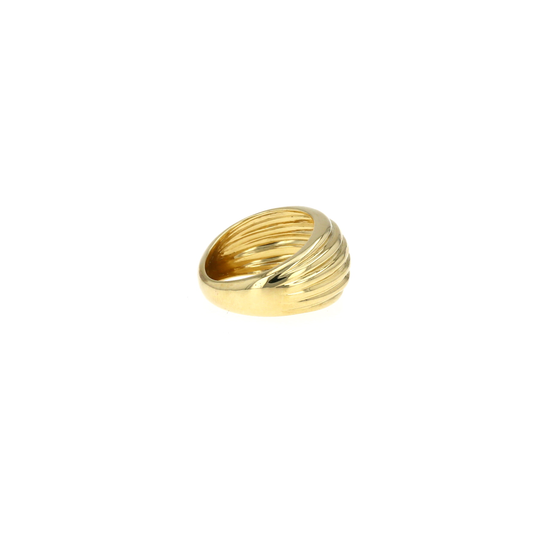 Vintage  ring in yellow gold