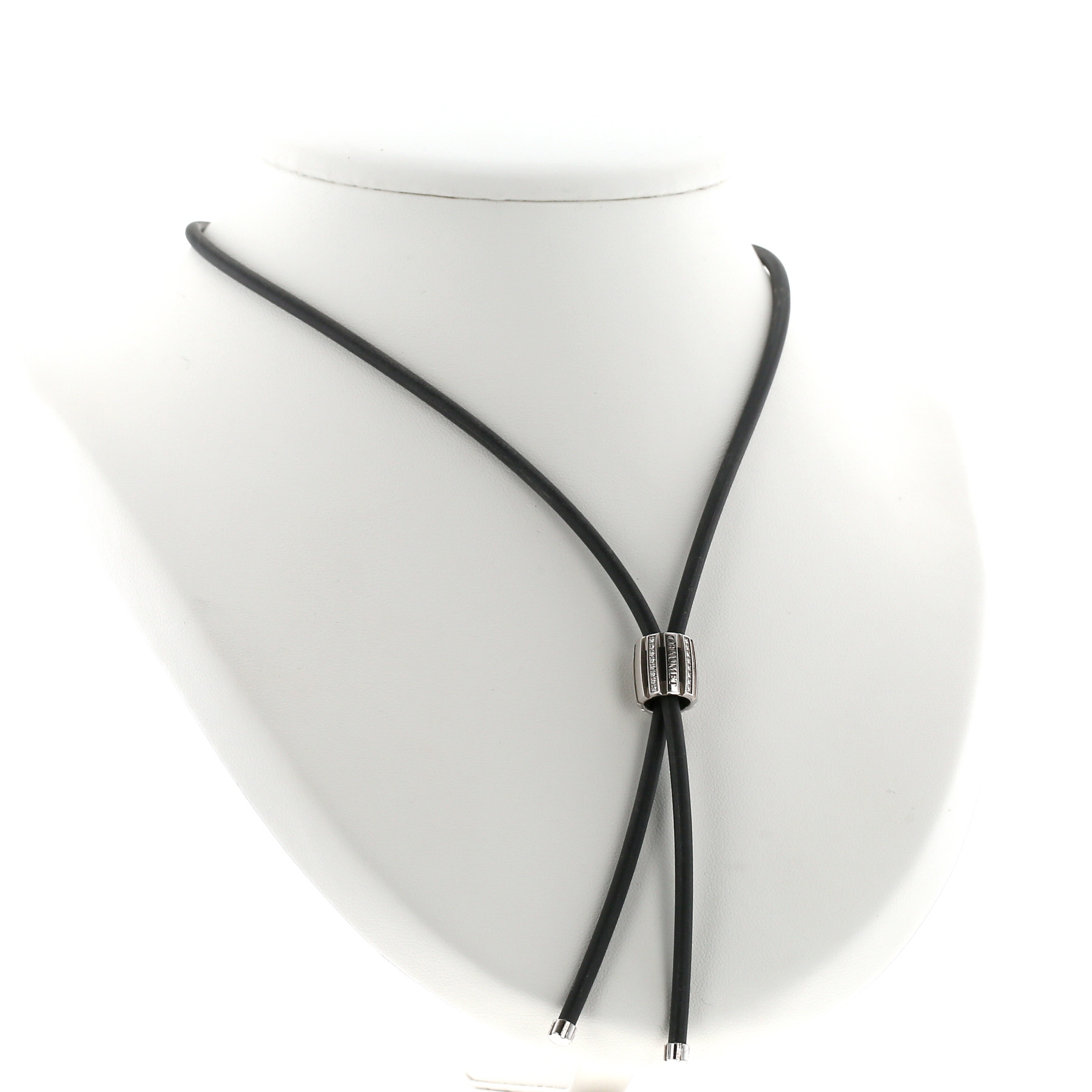 Collana Chaumet Class One in oro bianco, diamanti e caucciù