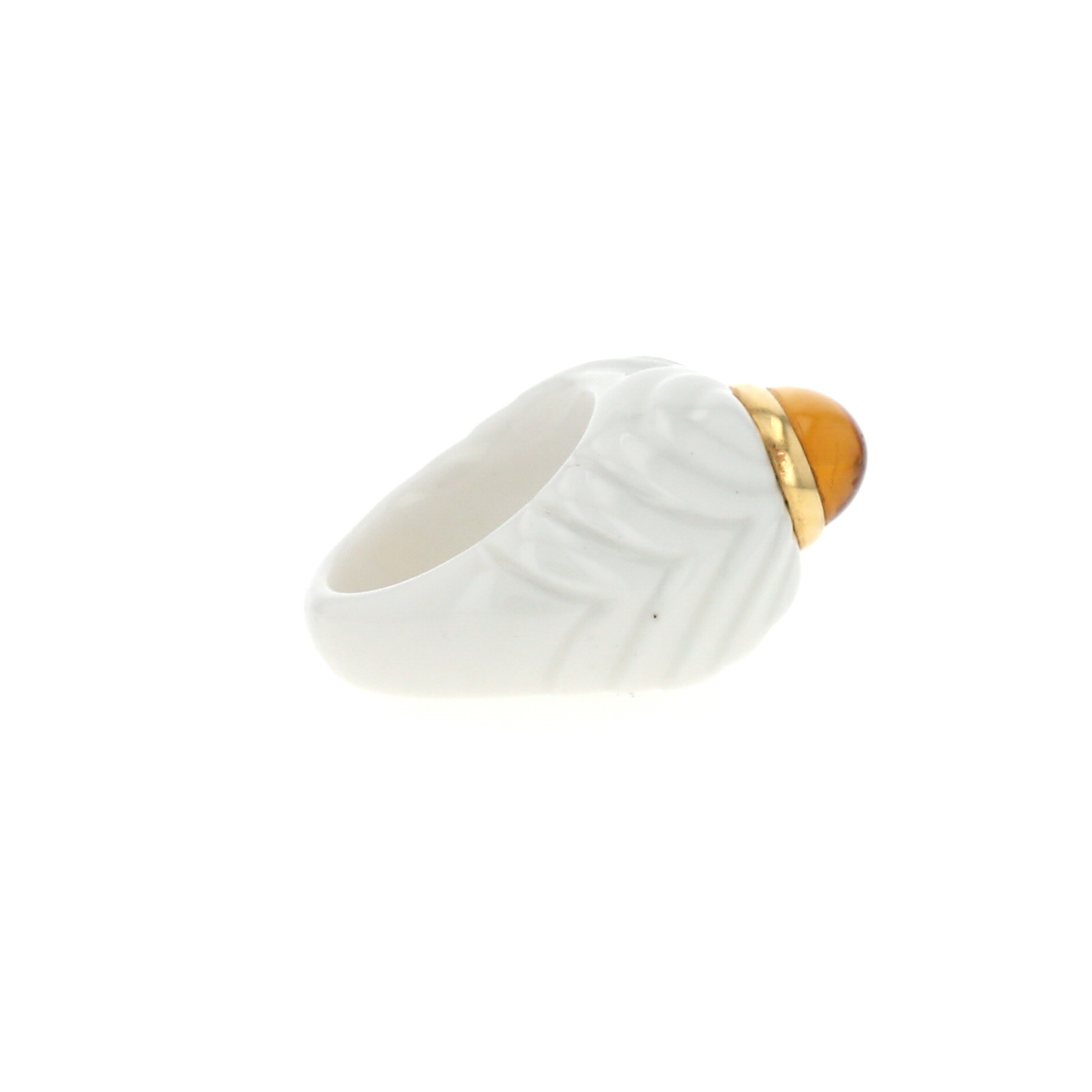 Bague Bulgari Chandra en or jaune,  céramique blanche et citrine