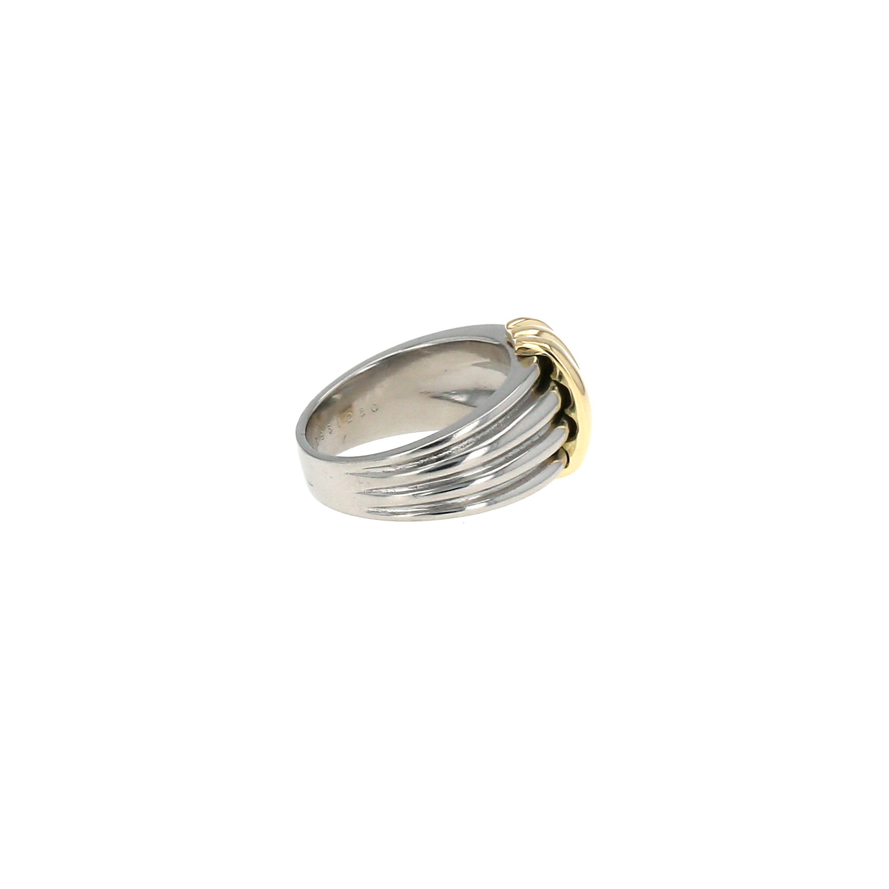 Sortija Van Cleef 
Arpels  de oro amarillo y acero