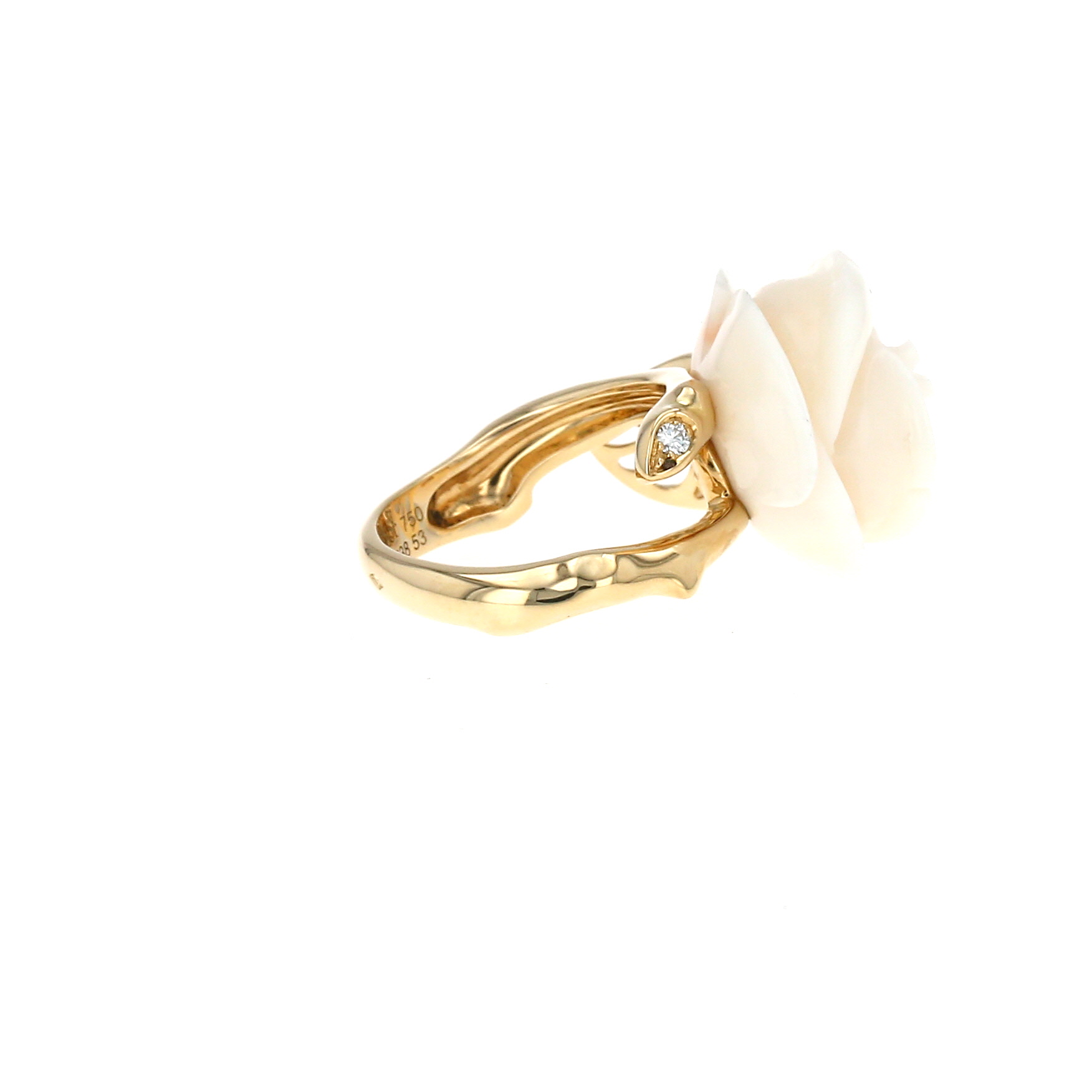 Bague Dior Pré Catelan en or jaune, diamants et corail