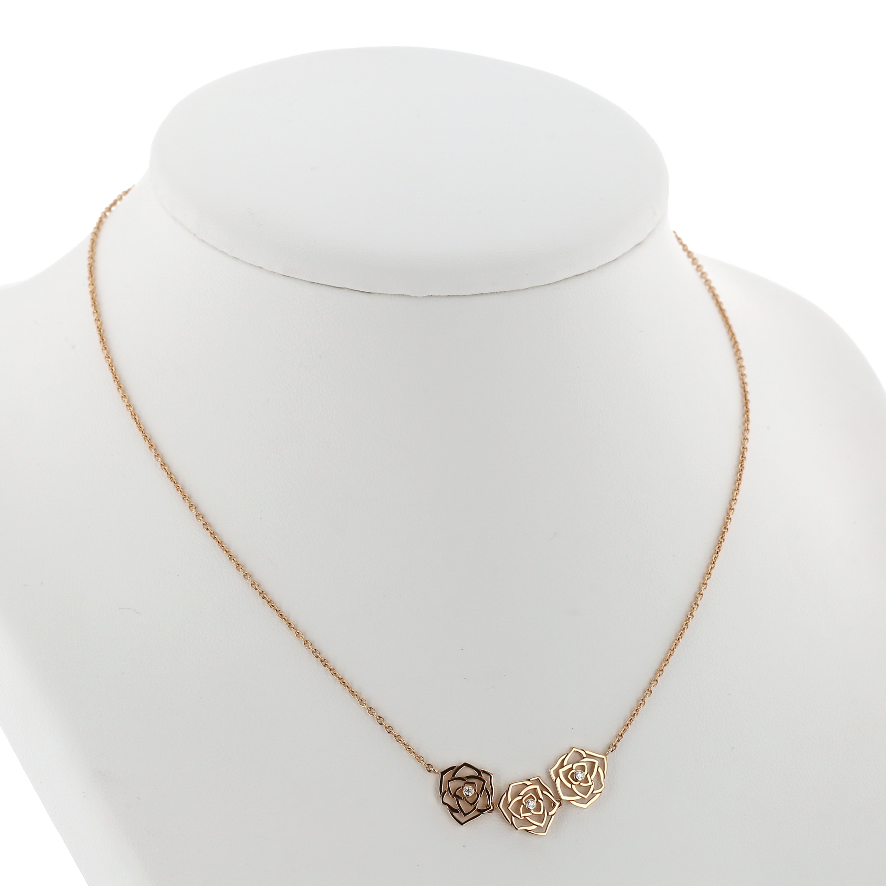 Piaget Rose necklace in pink gold and diamonds
