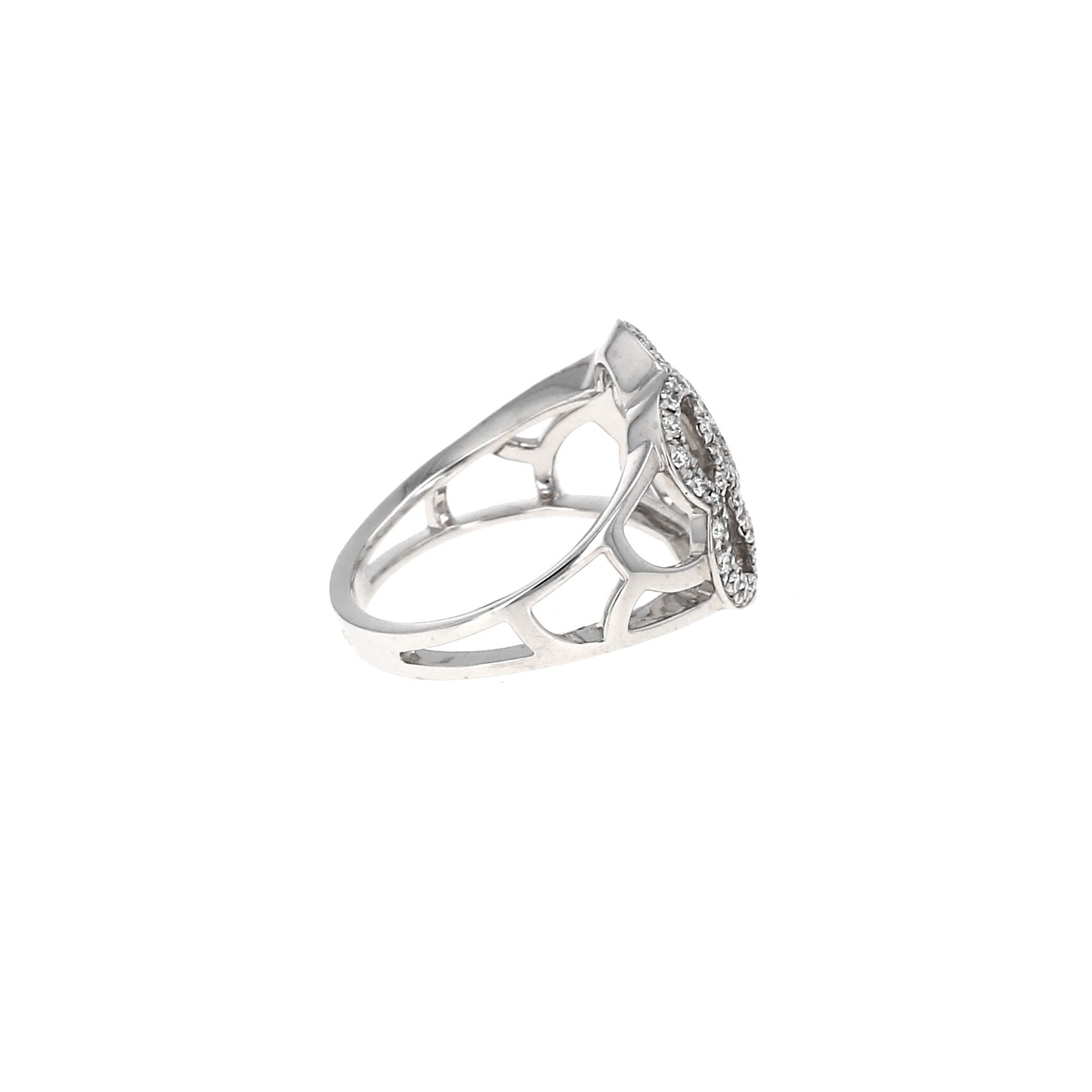 Chanel Camélia Fil ring in white gold and diamonds