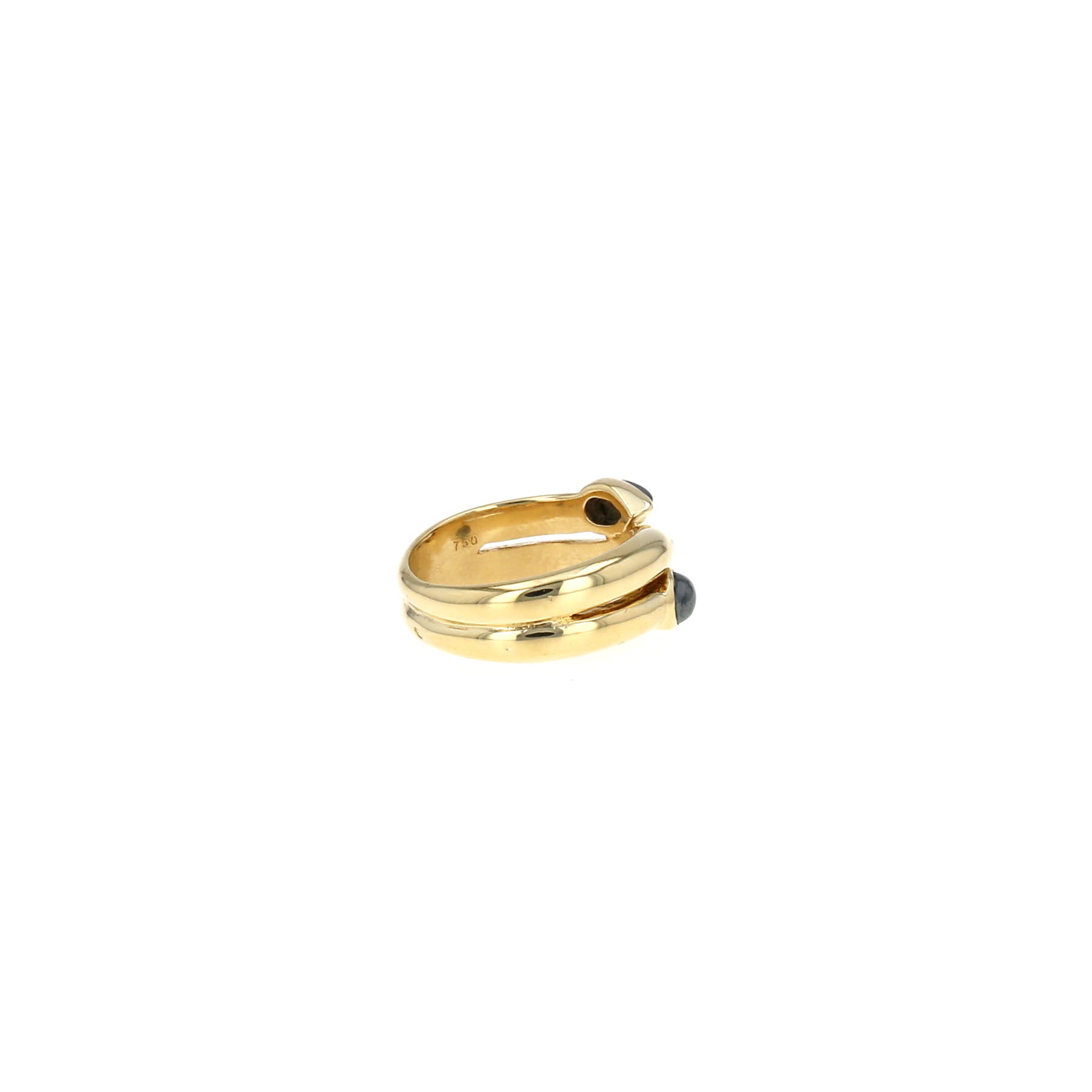 Van Cleef 
Arpels  ring in yellow gold and haematite