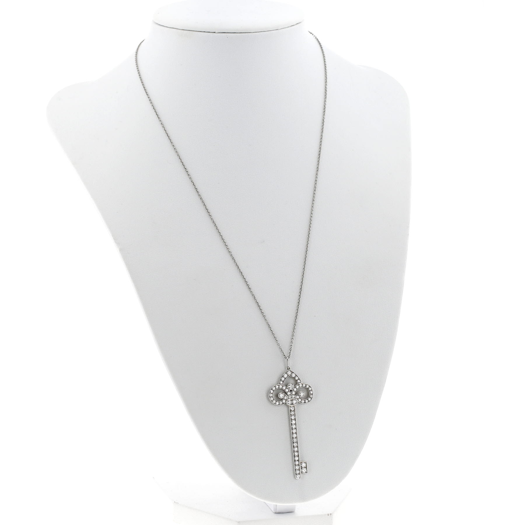 Collana Tiffany & Co Clé Fleur de Lys in platino e diamanti