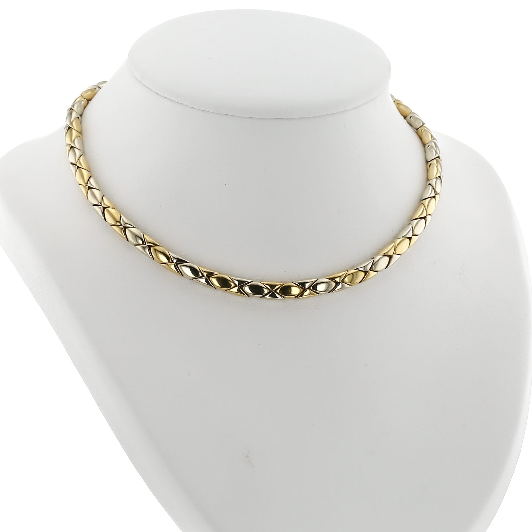 Collier années 1990 Cartier Rumba en or jaune et or blanc