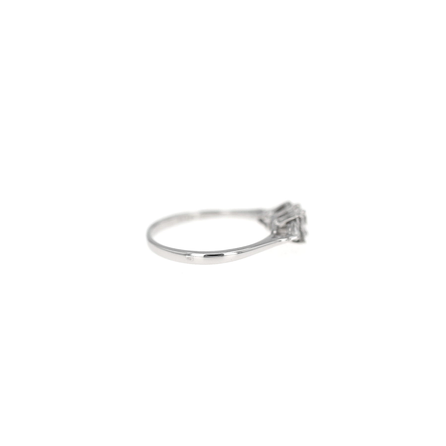 Sortija Tiffany & Co Seven Stone de platino y diamantes
