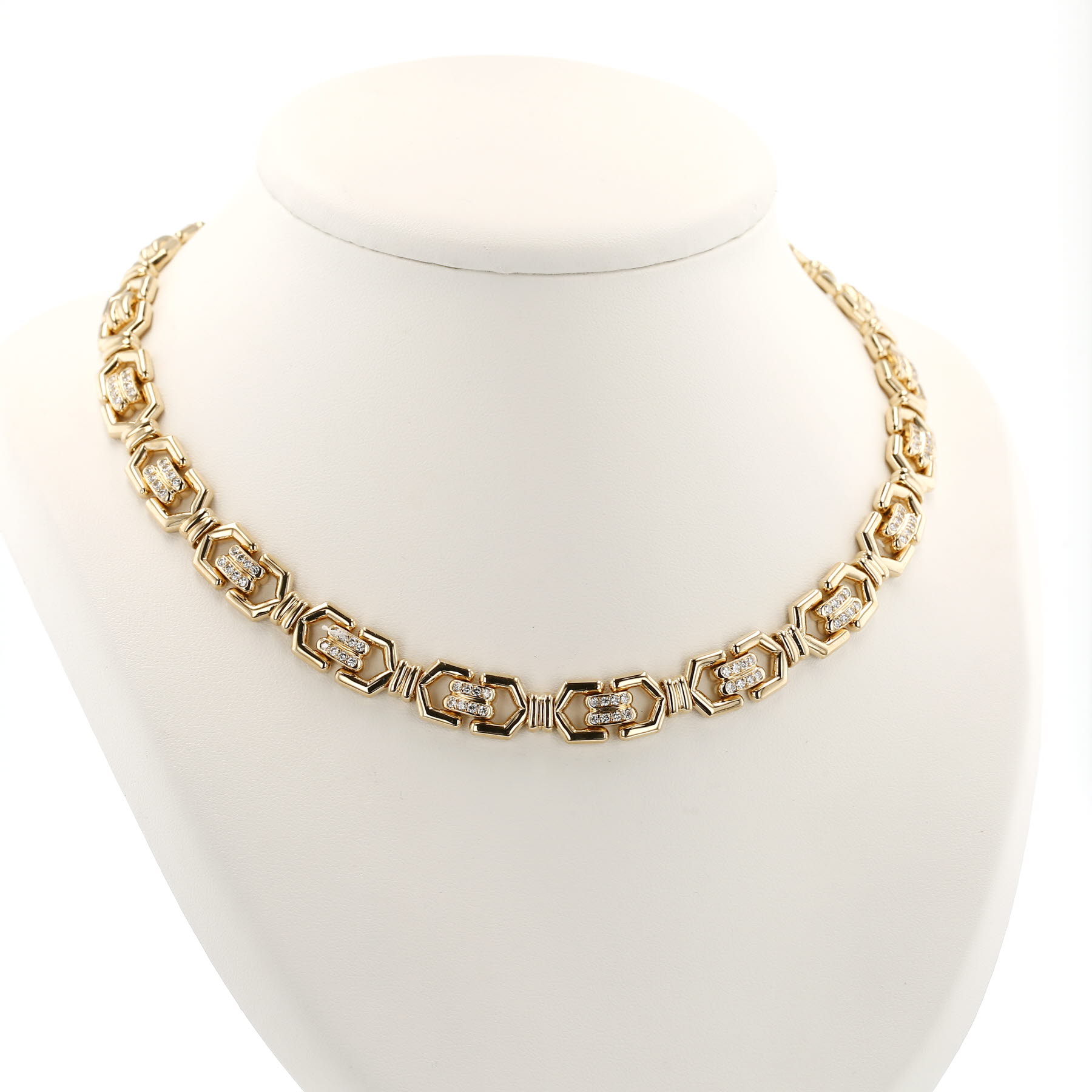 Mauboussin   1980's necklace in yellow gold and diamonds