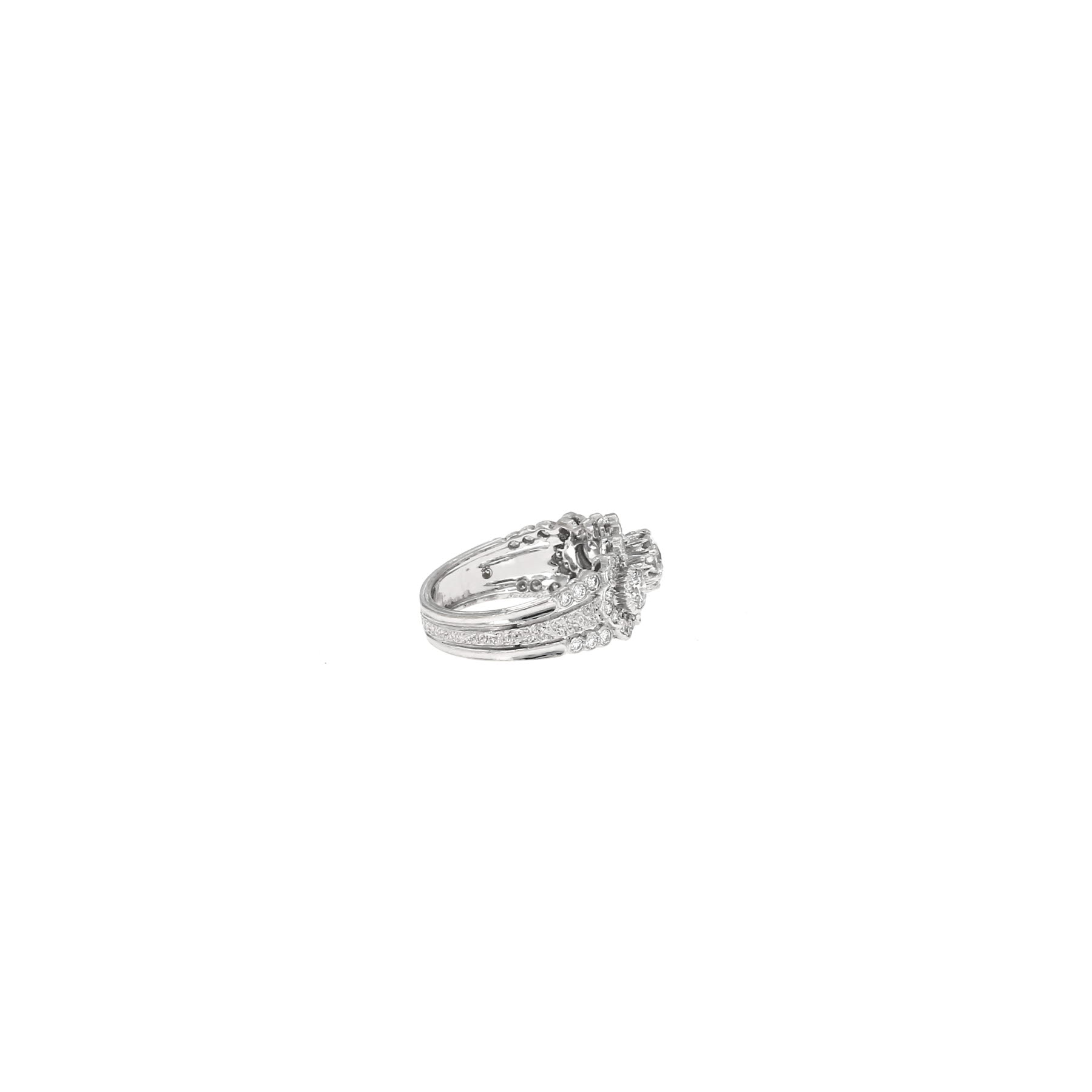 Buccellati Bradamante ring in white gold and diamonds