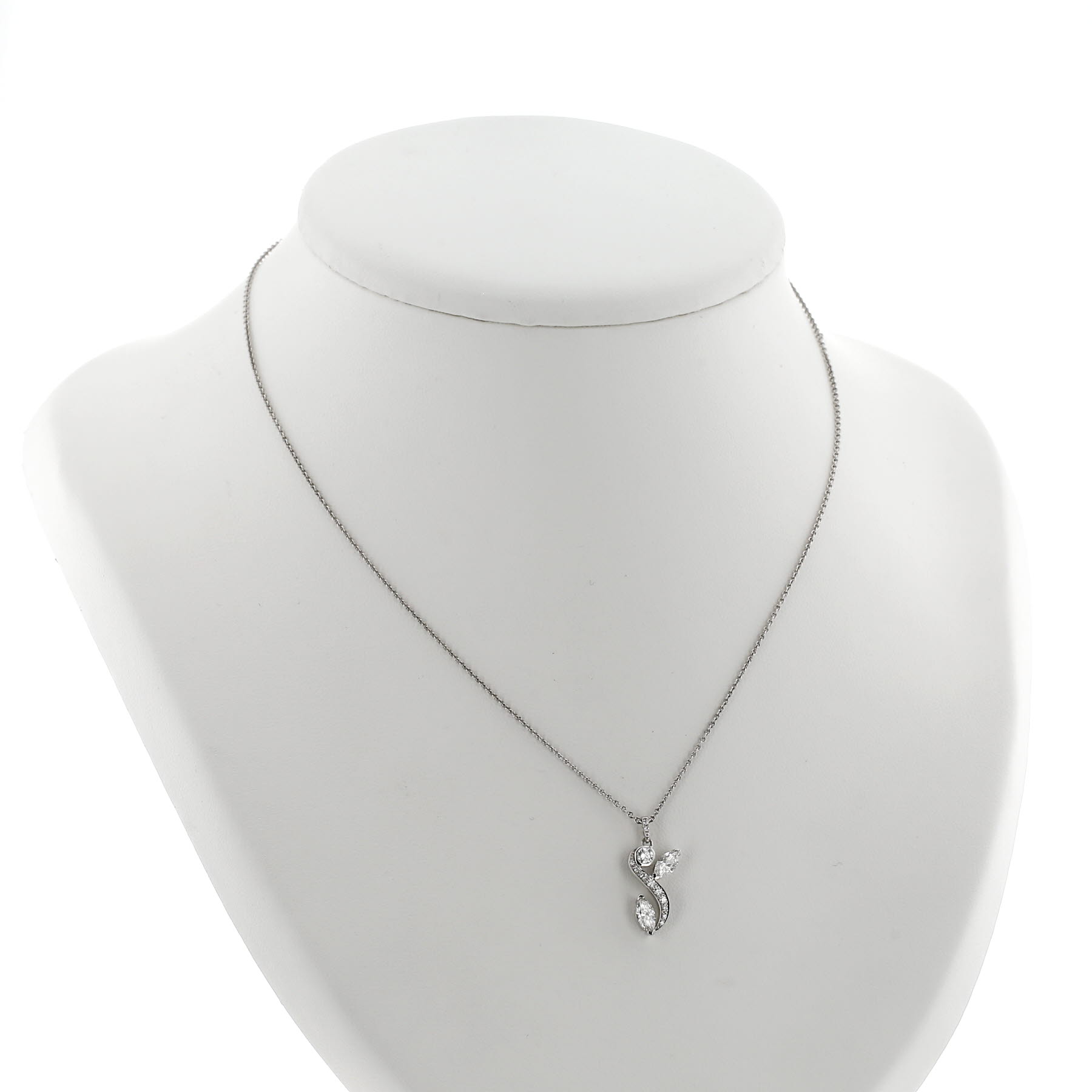 Collana De Beers Adonis Rose in oro bianco e diamanti