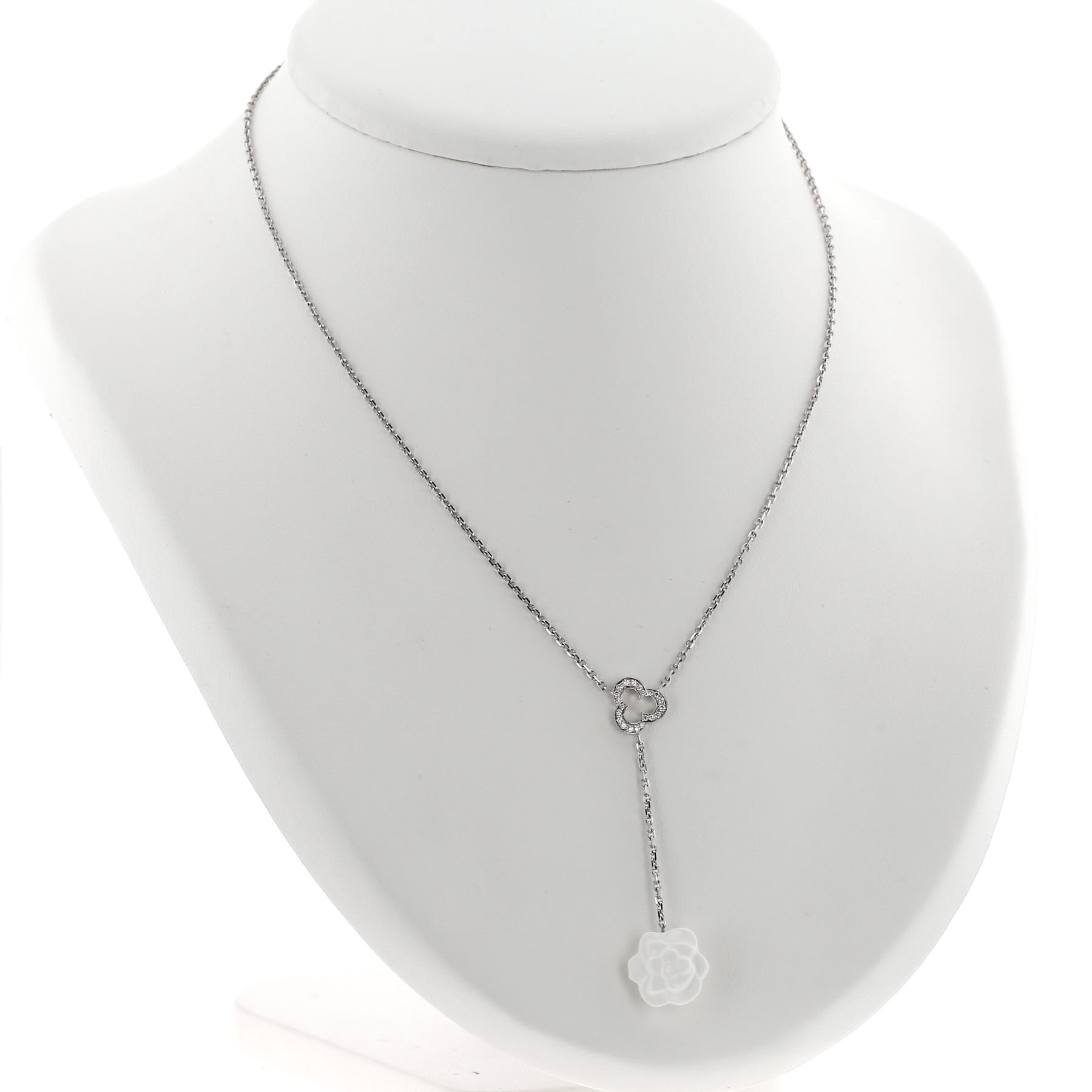 Chanel Camelia necklace in white gold, agate and diamonds
