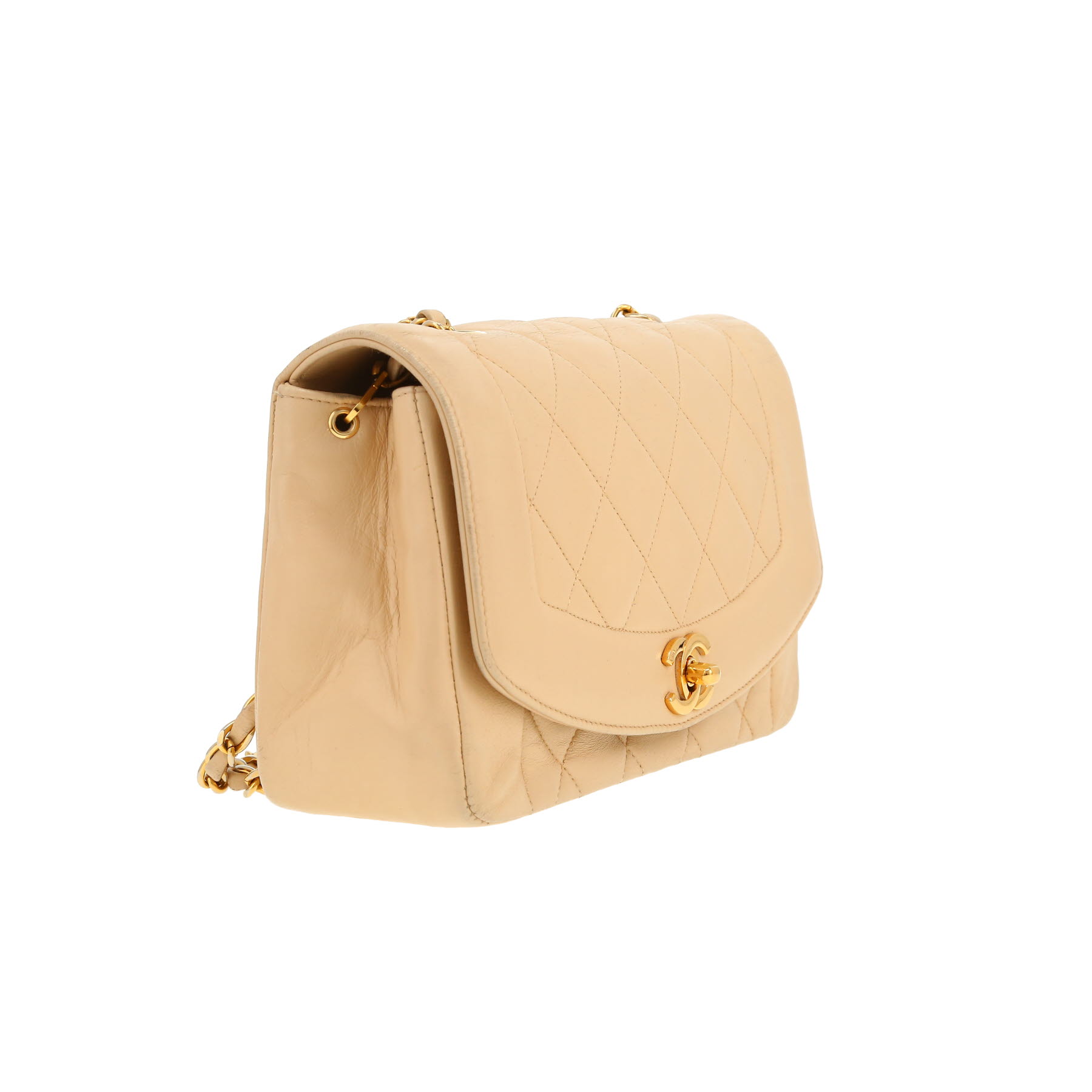 Chanel  Diana shoulder bag  in beige quilted leather