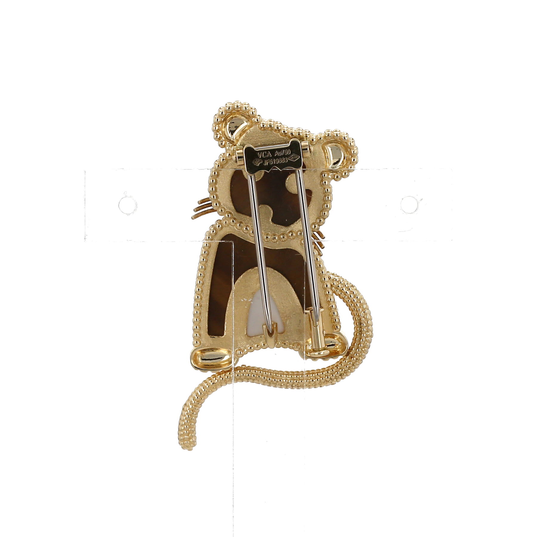 Van Cleef & Arpels Lucky Animal Tigre brooch-pendant in yellow gold, tiger eye stone and mother of pearl