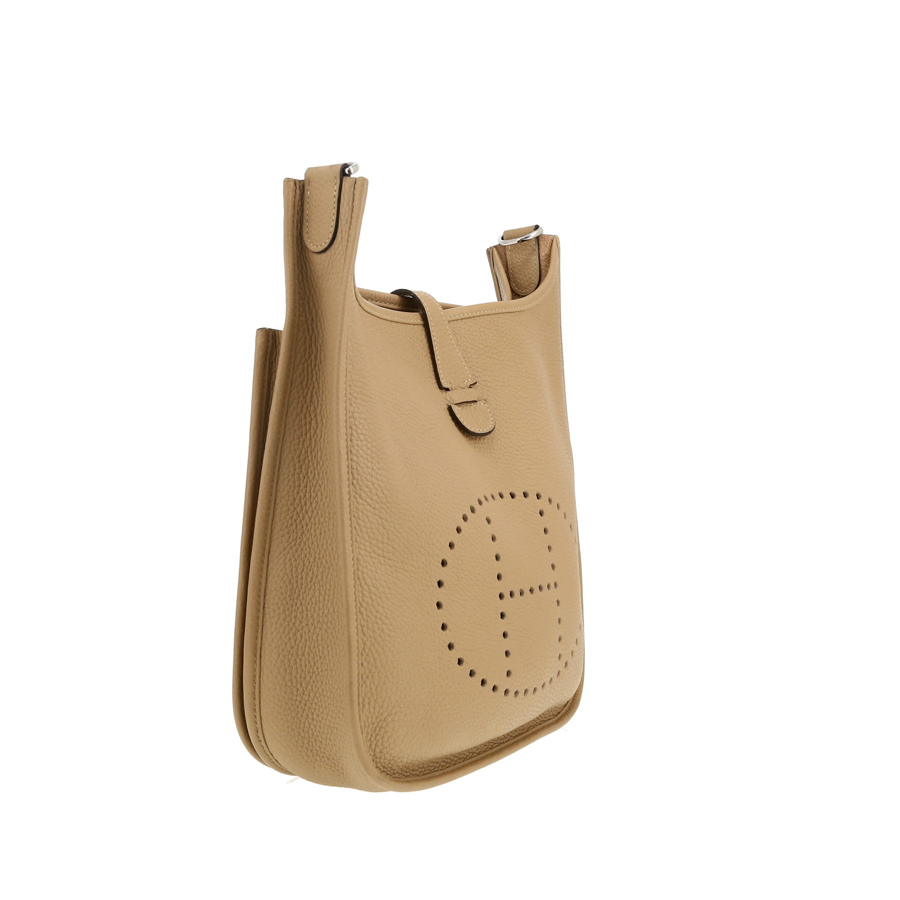 Hermès  Evelyne III shoulder bag  in beige togo leather