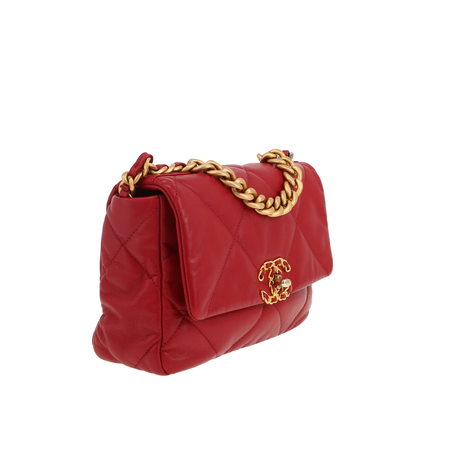 Chanel  19 shoulder bag  in burgundy quilted leather
