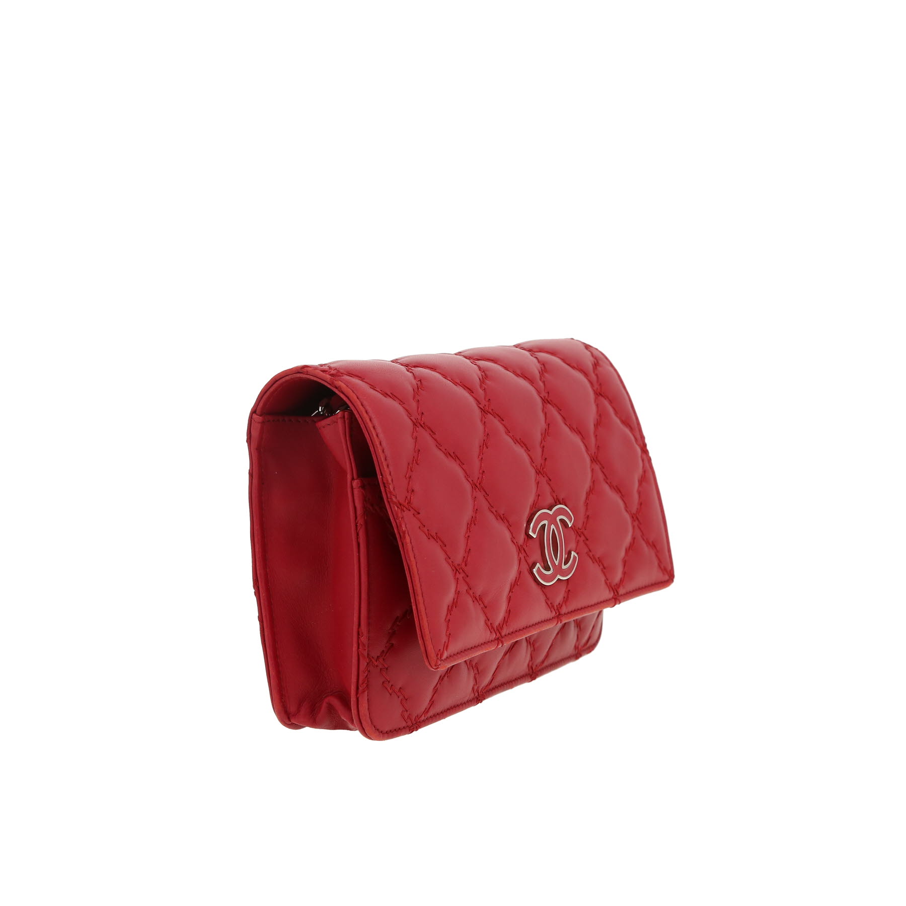 Chanel  Wallet on Chain shoulder bag  in red quilted leather