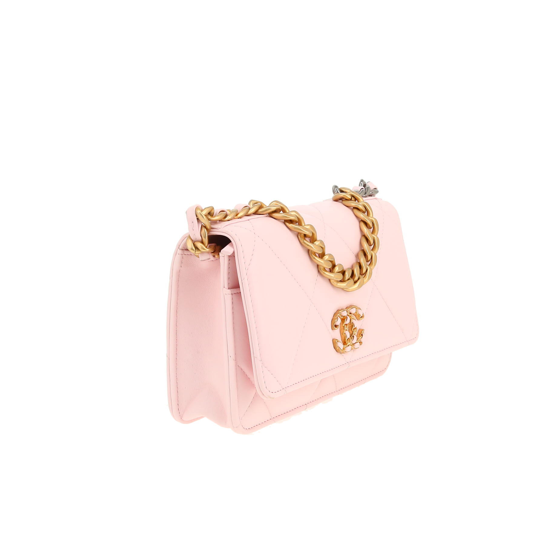 Chanel  Wallet on Chain 19 shoulder bag  in pink quilted leather