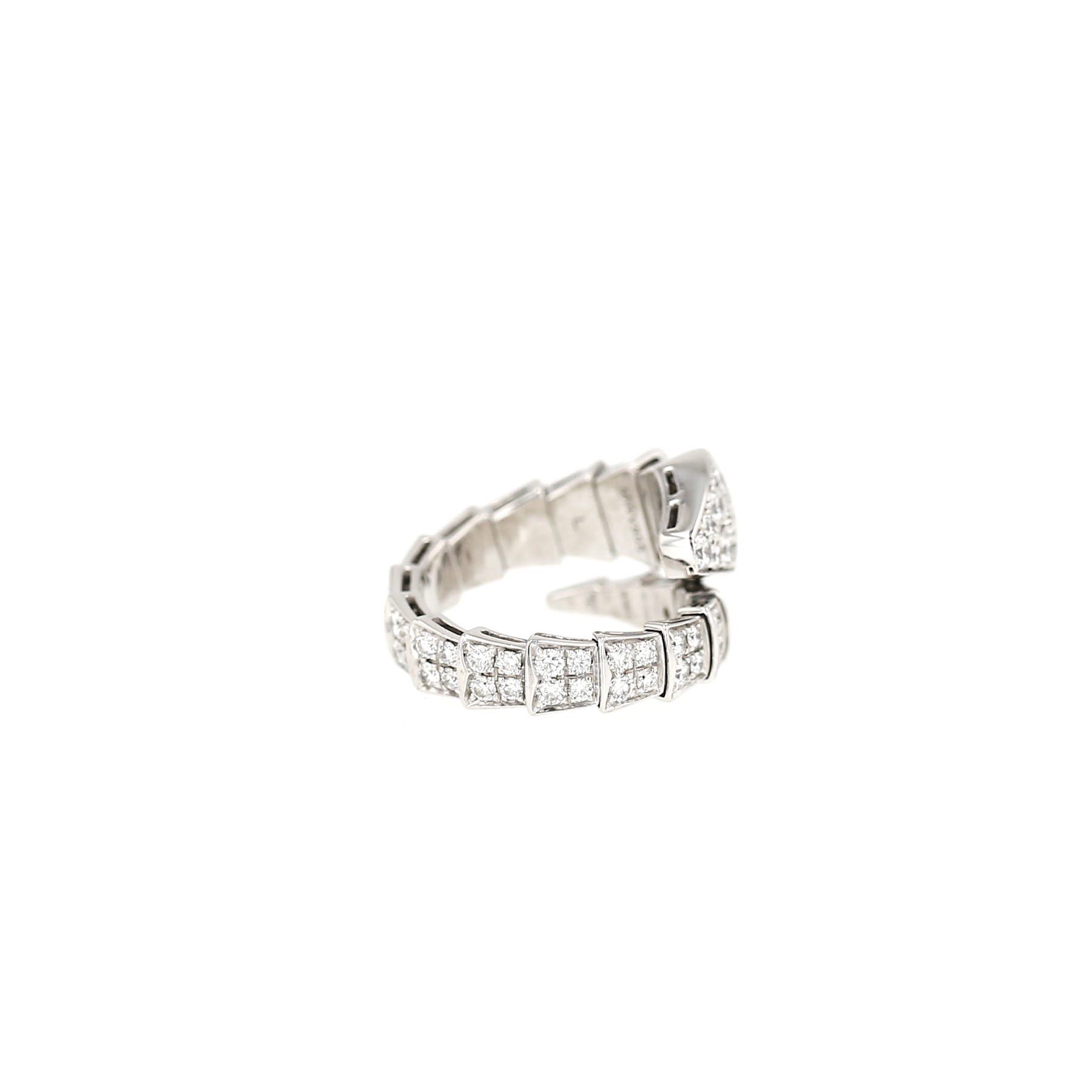 Bulgari Serpenti Viper ring in white gold and diamonds