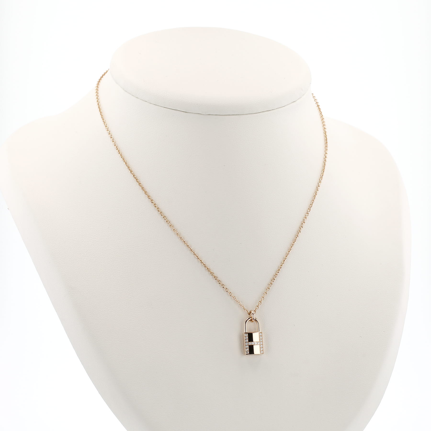 Hermès Cadenas necklace in pink gold and diamonds