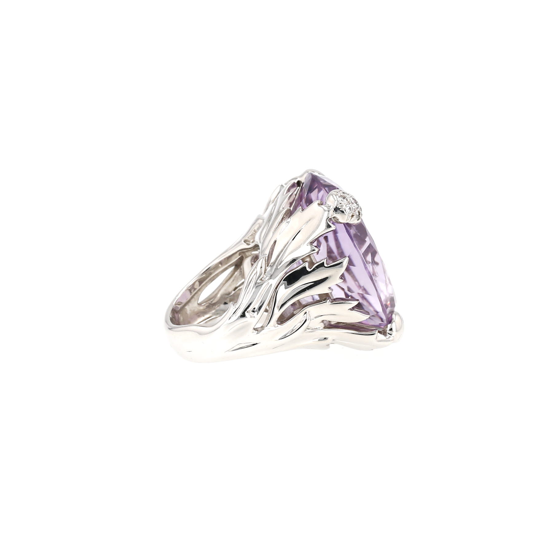 Bague Dior Miss Dior en or blanc, améthyste et diamants