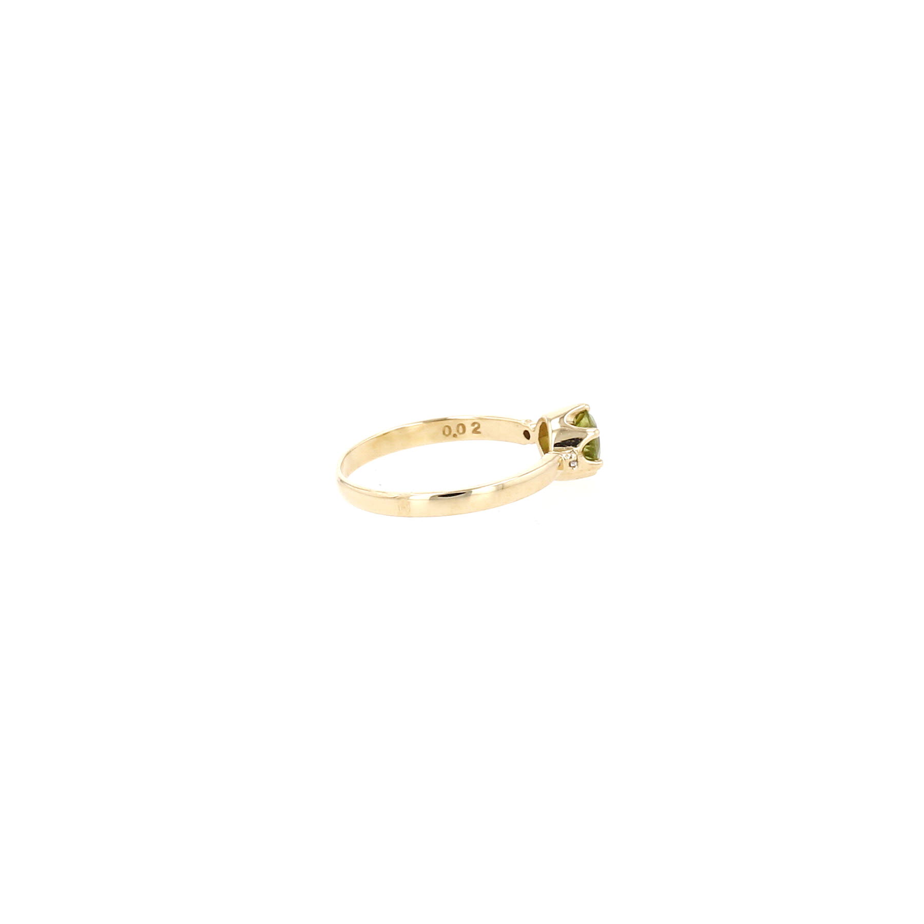 Tasaki  ring in yellow gold, peridot and diamonds