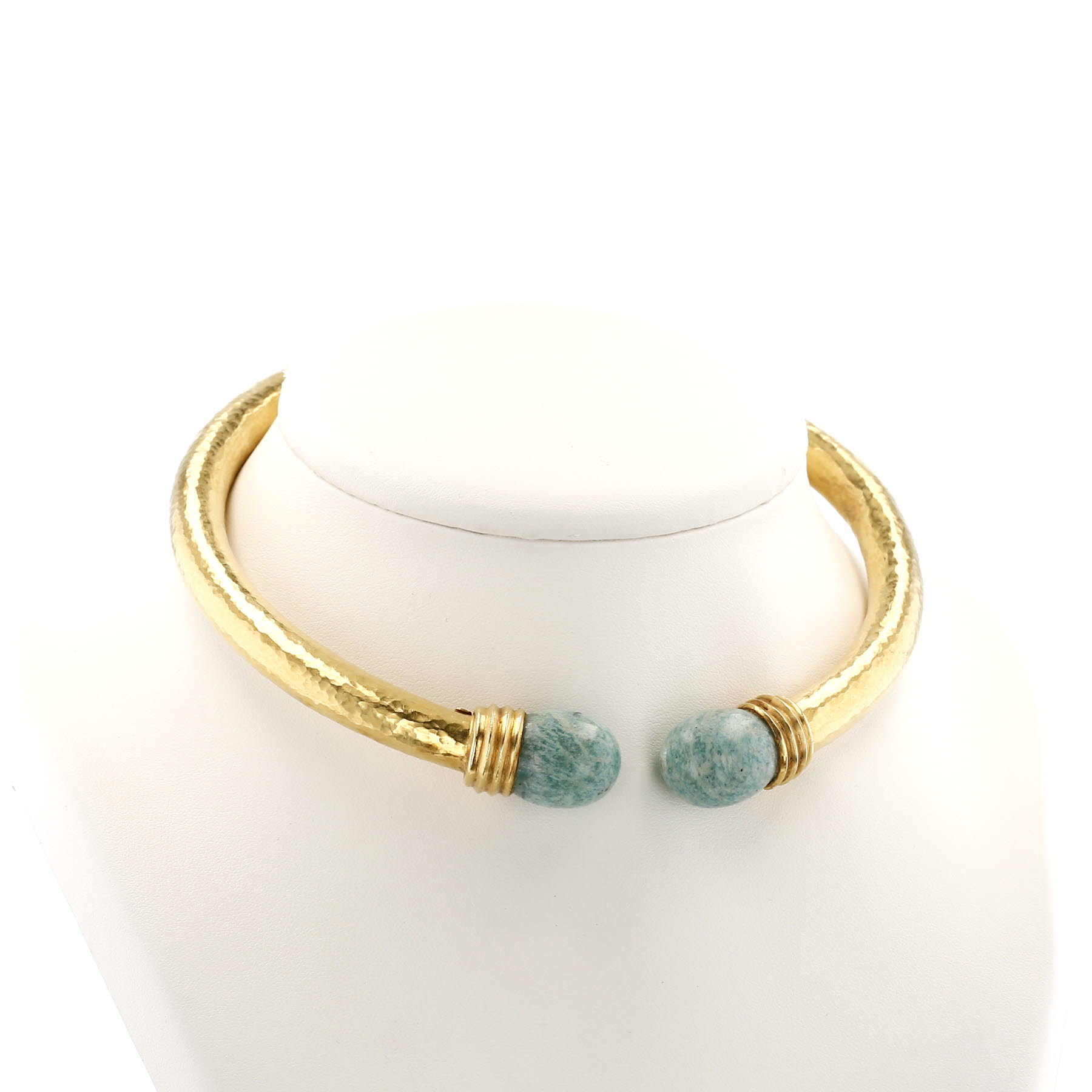 Lalaounis  necklace in 22k yellow gold and aventurine