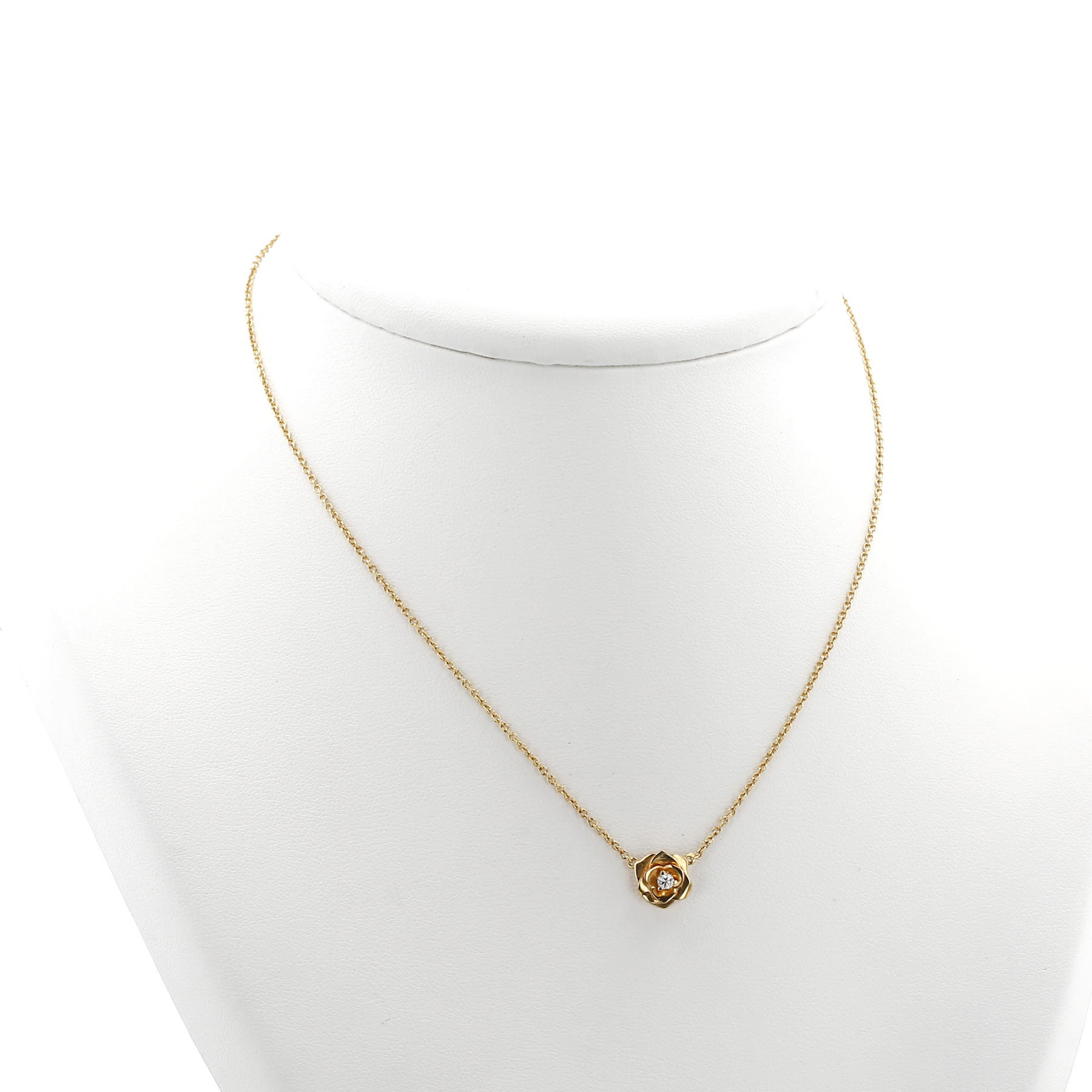 Piaget Rose necklace in pink gold and diamond