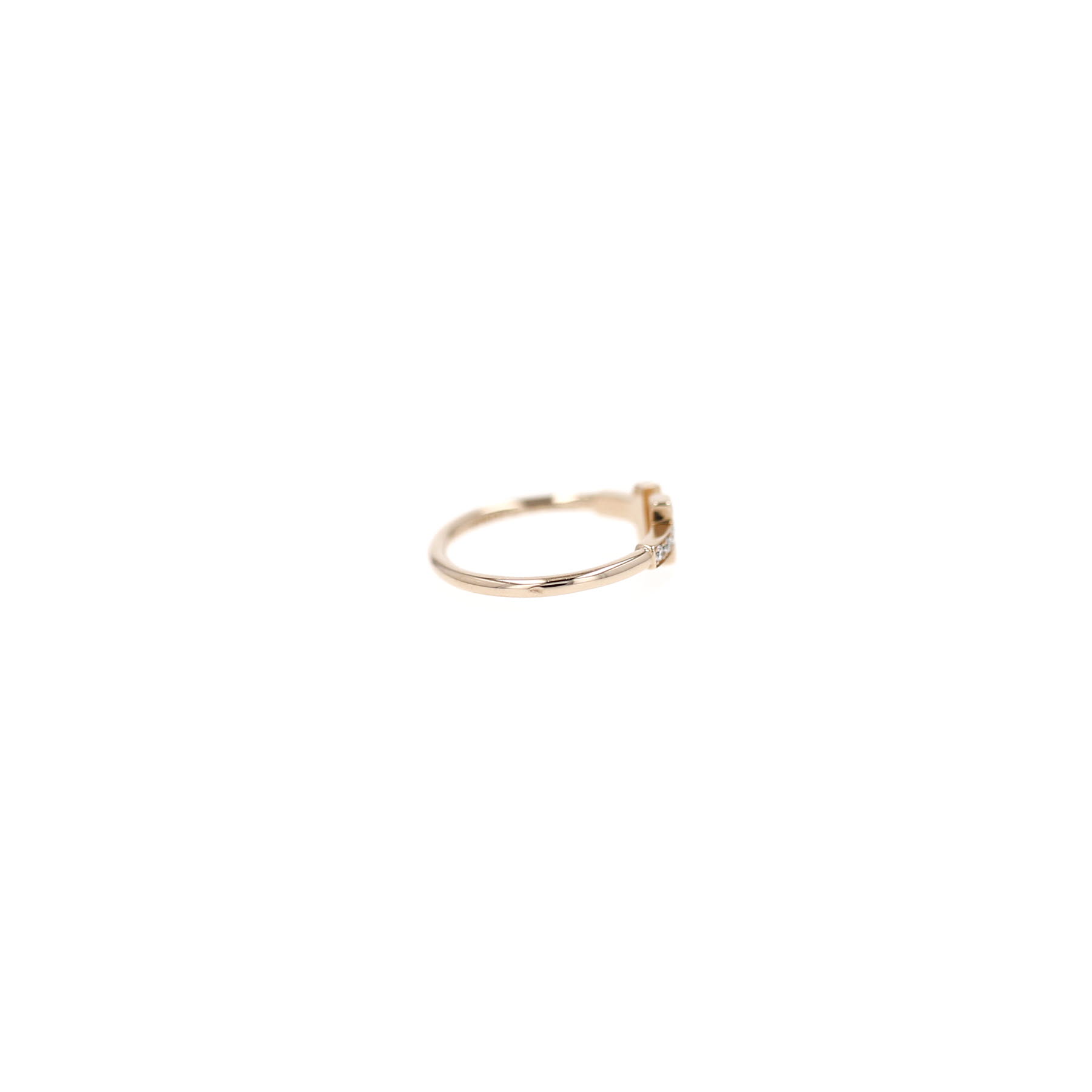 Tiffany 
Co Wire ring in pink gold and diamonds