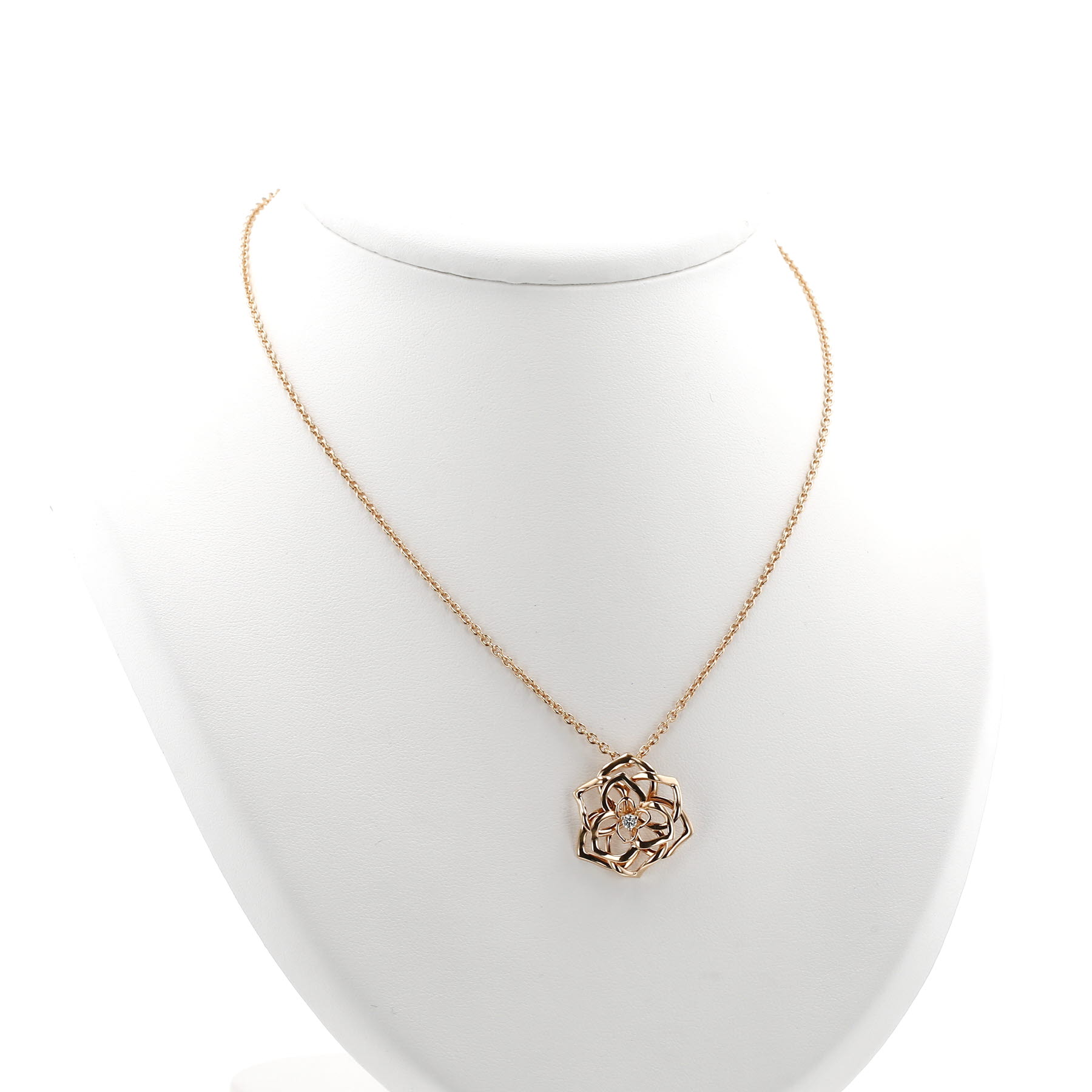Piaget Rose pendant in pink gold and diamond