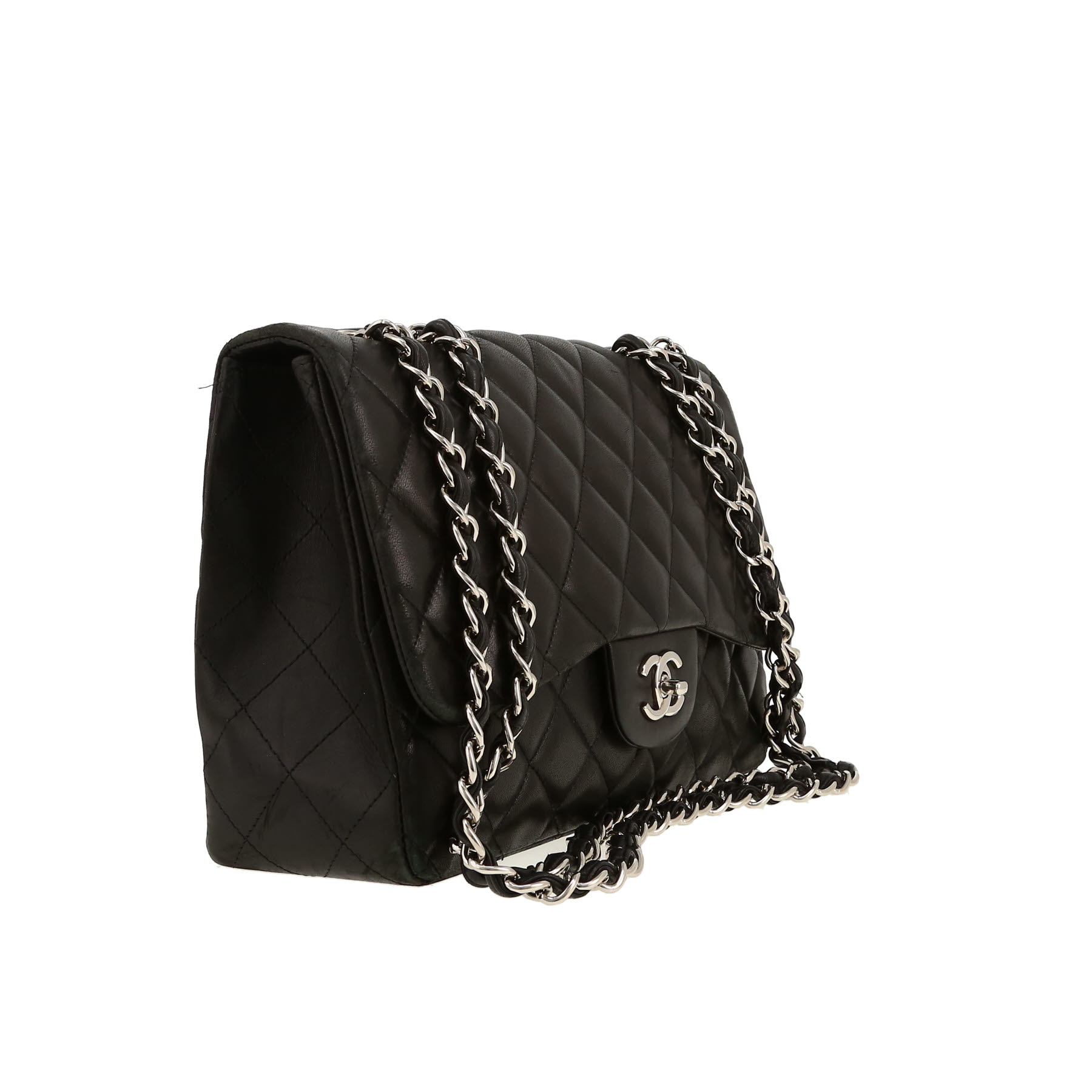 Chanel  Timeless Jumbo shoulder bag  in black quilted leather
