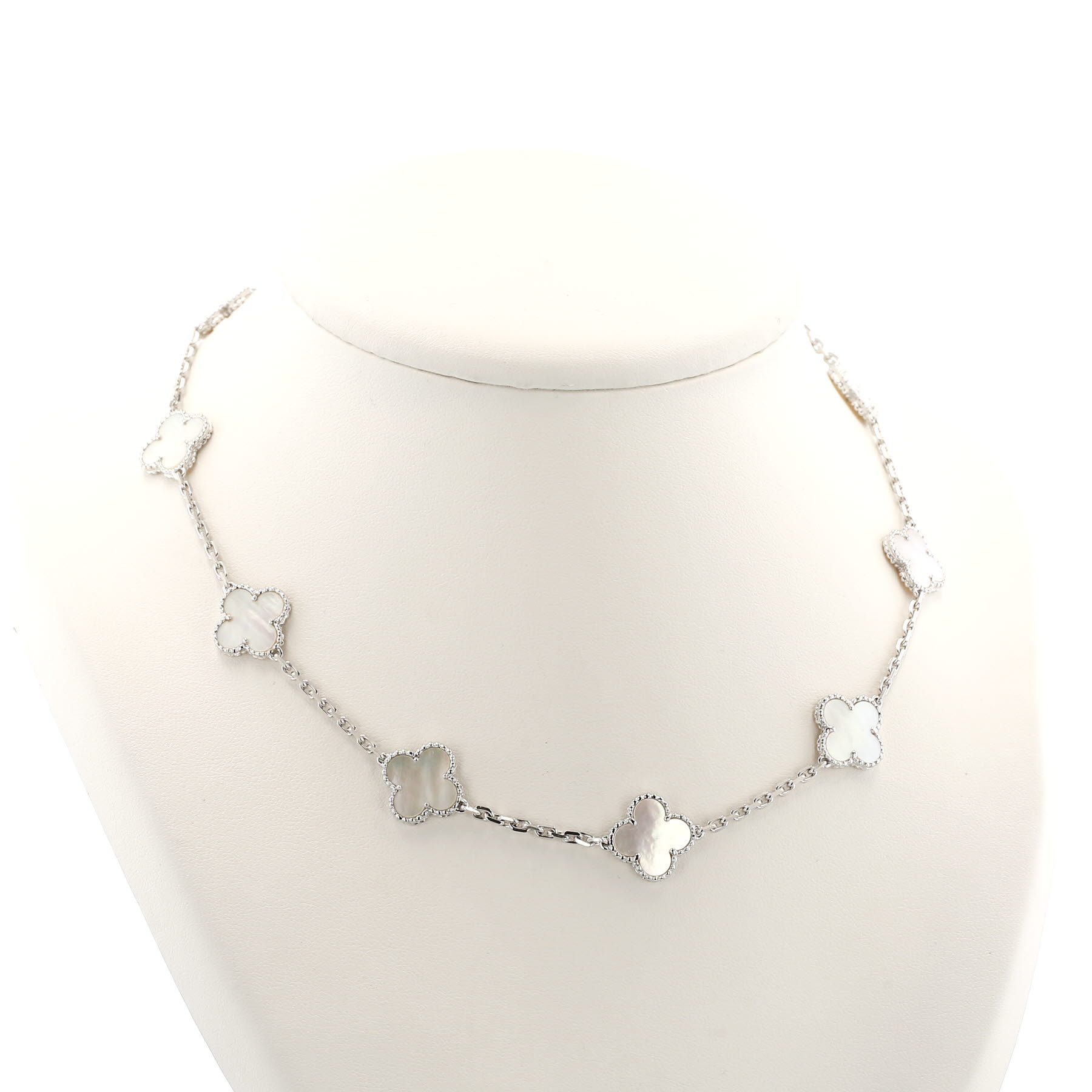 Van Cleef 
Arpels Vintage Alhambra necklace in white gold and mother of pearl