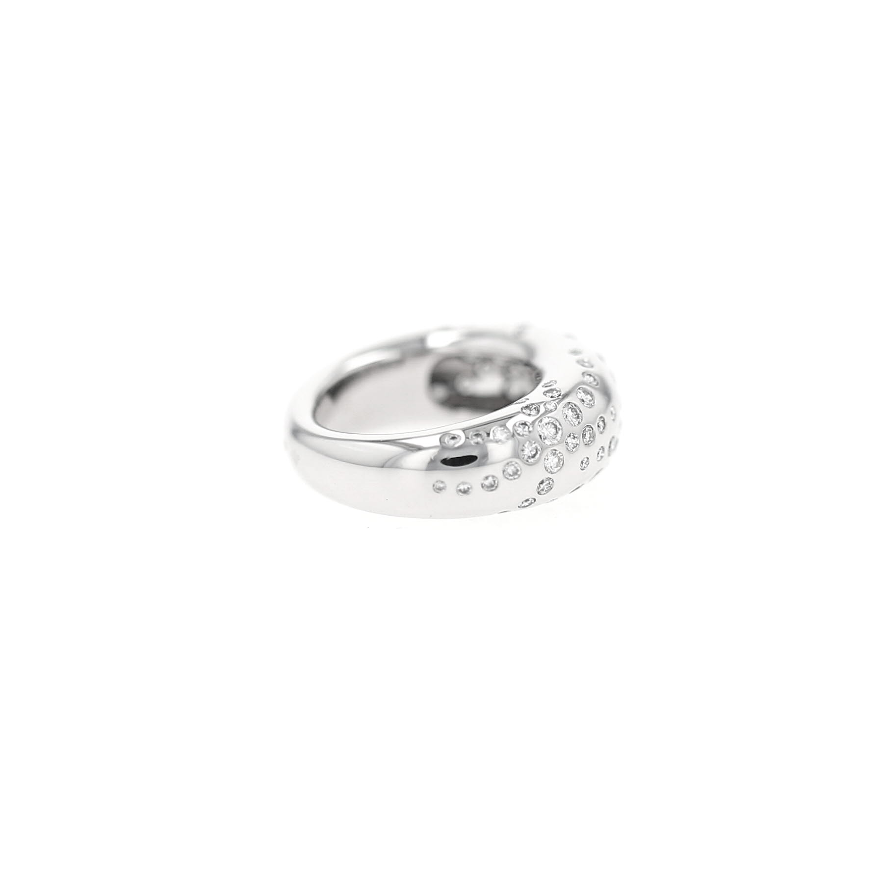 Chaumet Anneau ring in white gold and diamonds Chaumet Anneau ring in white gold and diamonds