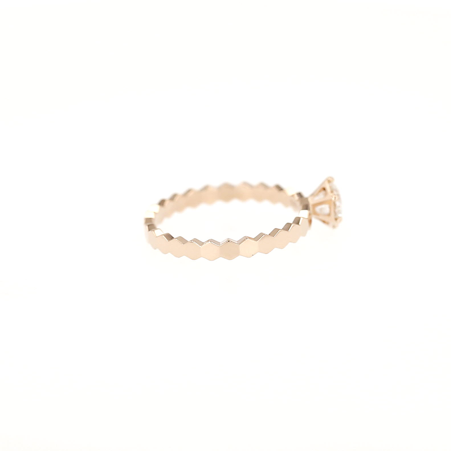 Bague solitaire Chaumet Bee my Love en or rose et diamant