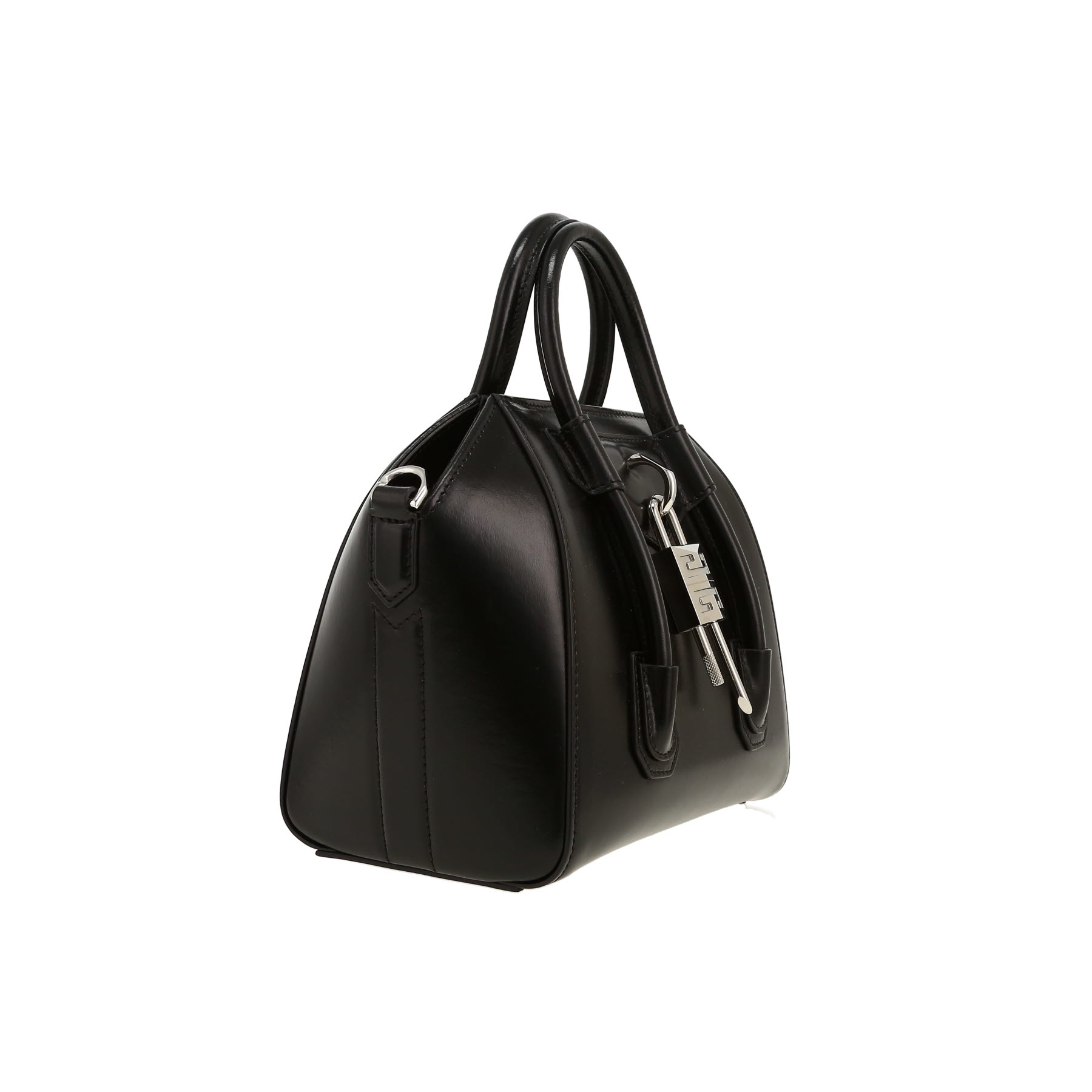Givenchy  Antigona handbag  in black leather