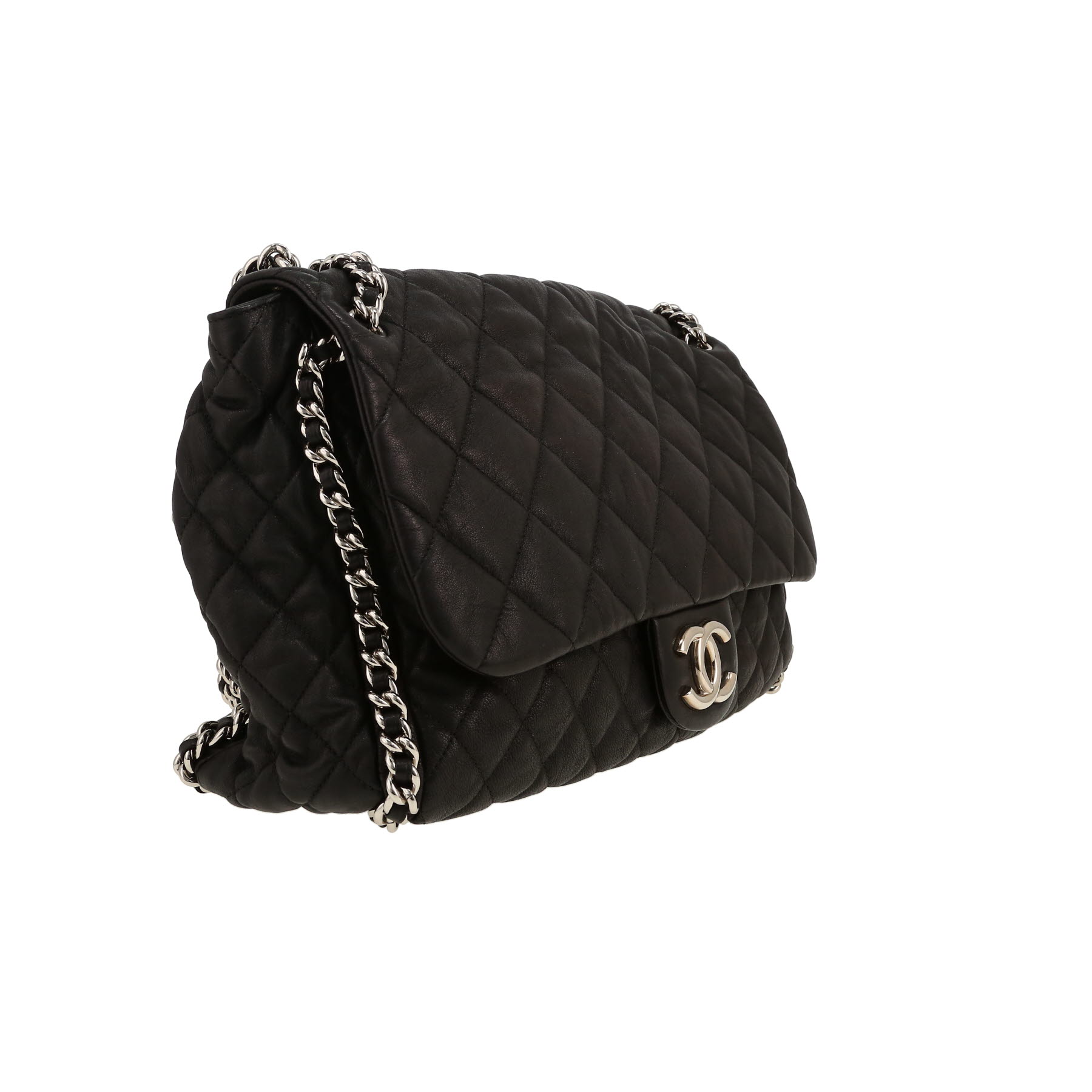 Chanel   handbag  in black quilted leather