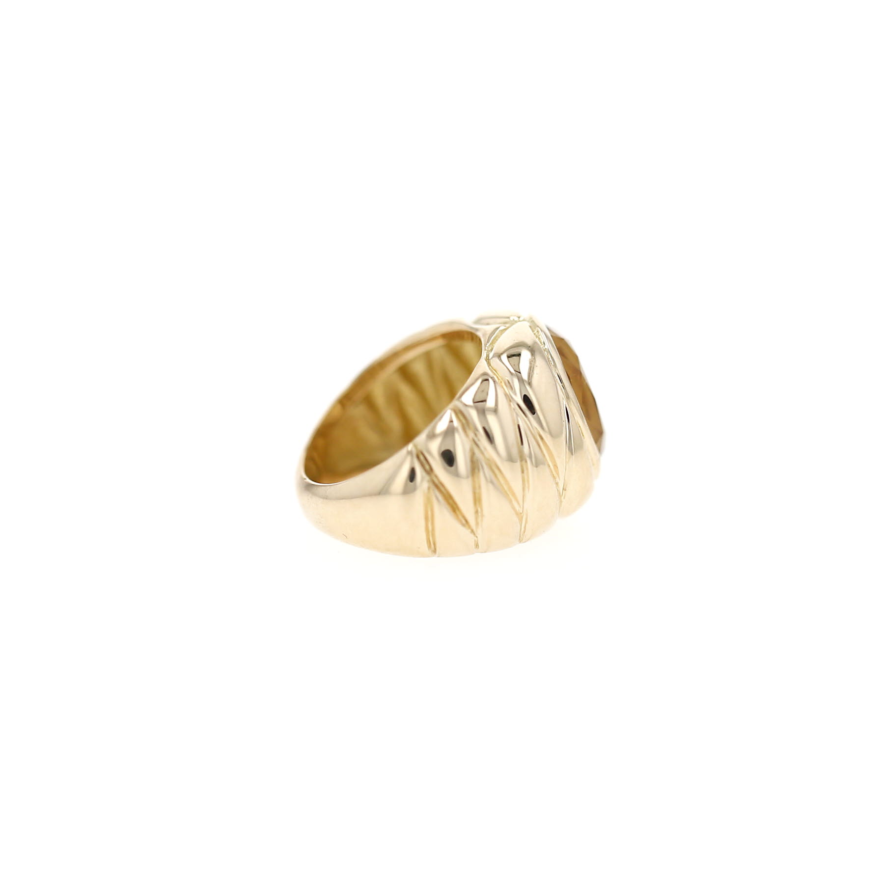 Vintage  ring in yellow gold and citrine
