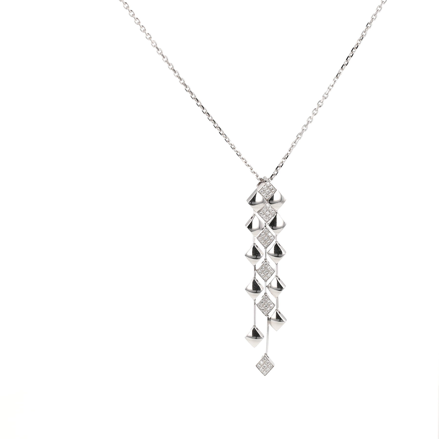Chanel Matelassé necklace in white gold and diamonds