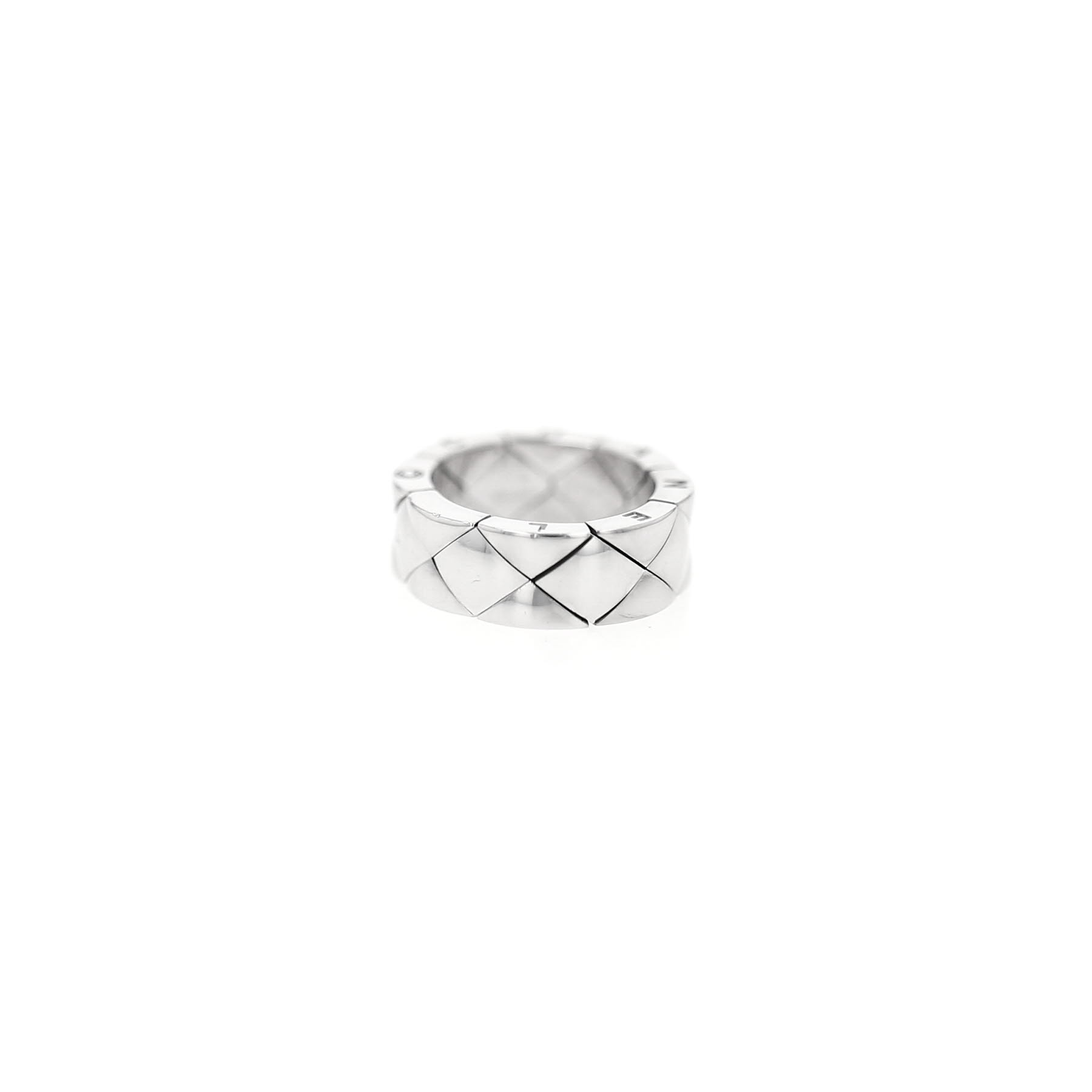 Chanel Matelassé medium model ring in white gold Chanel Matelassé medium model ring in white gold